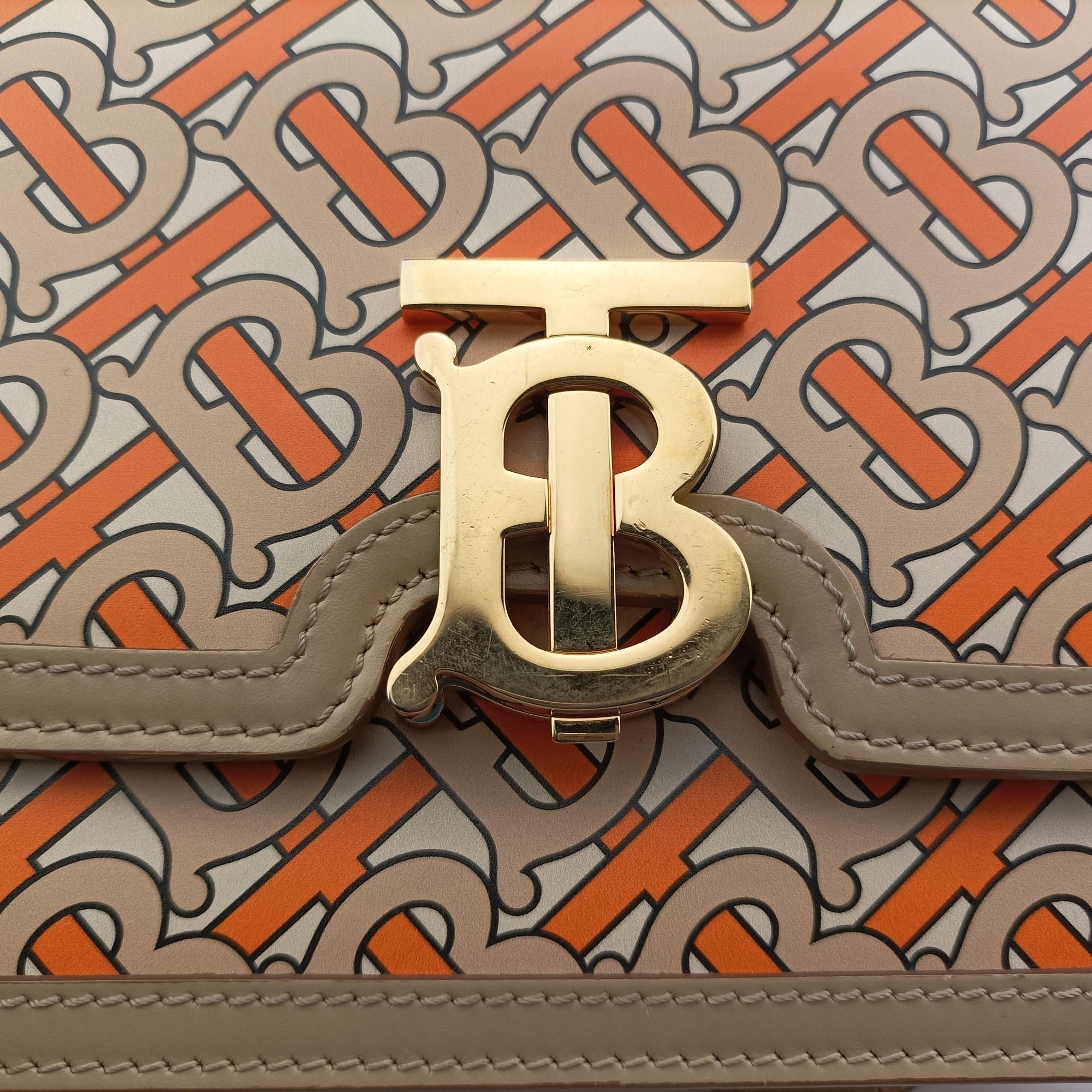 Vintage Burberry Pochette Multicolour Leather  shoulderbag | stylenewstar