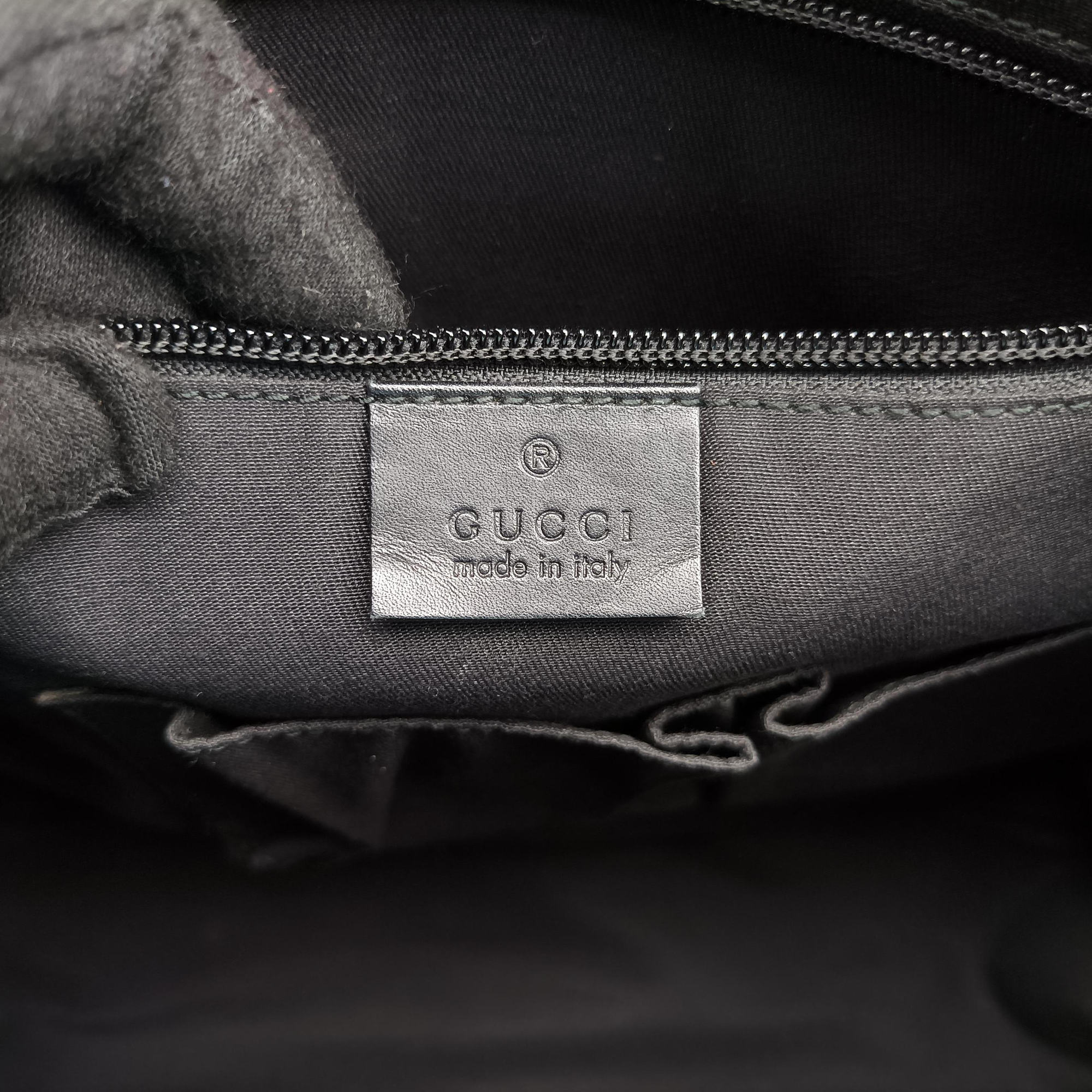 Vintage Gucci Guccissima Messenger Black Leather 223665 shoulderbag | stylenewstar