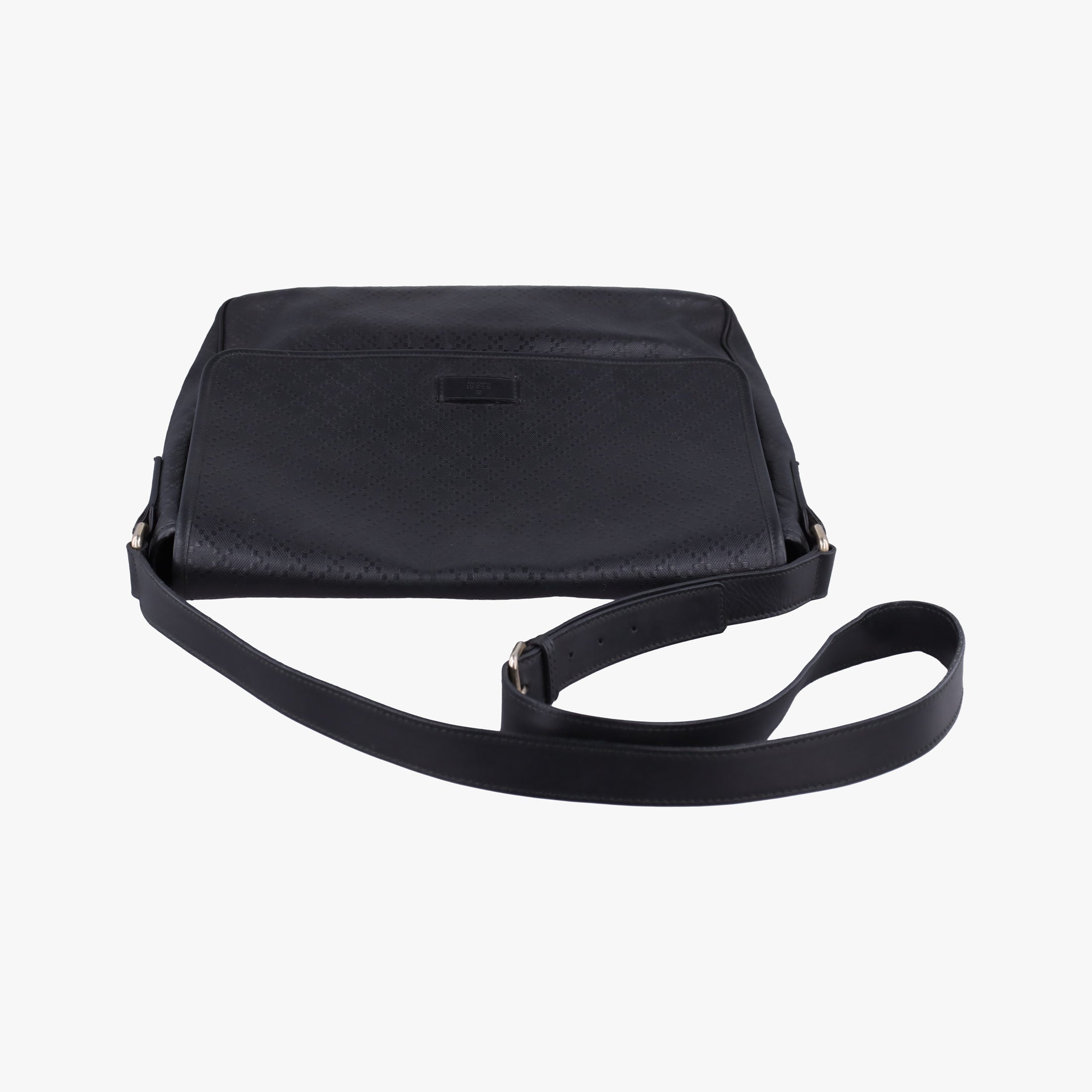 Vintage Gucci Guccissima Messenger Black Leather 223665 shoulderbag | stylenewstar