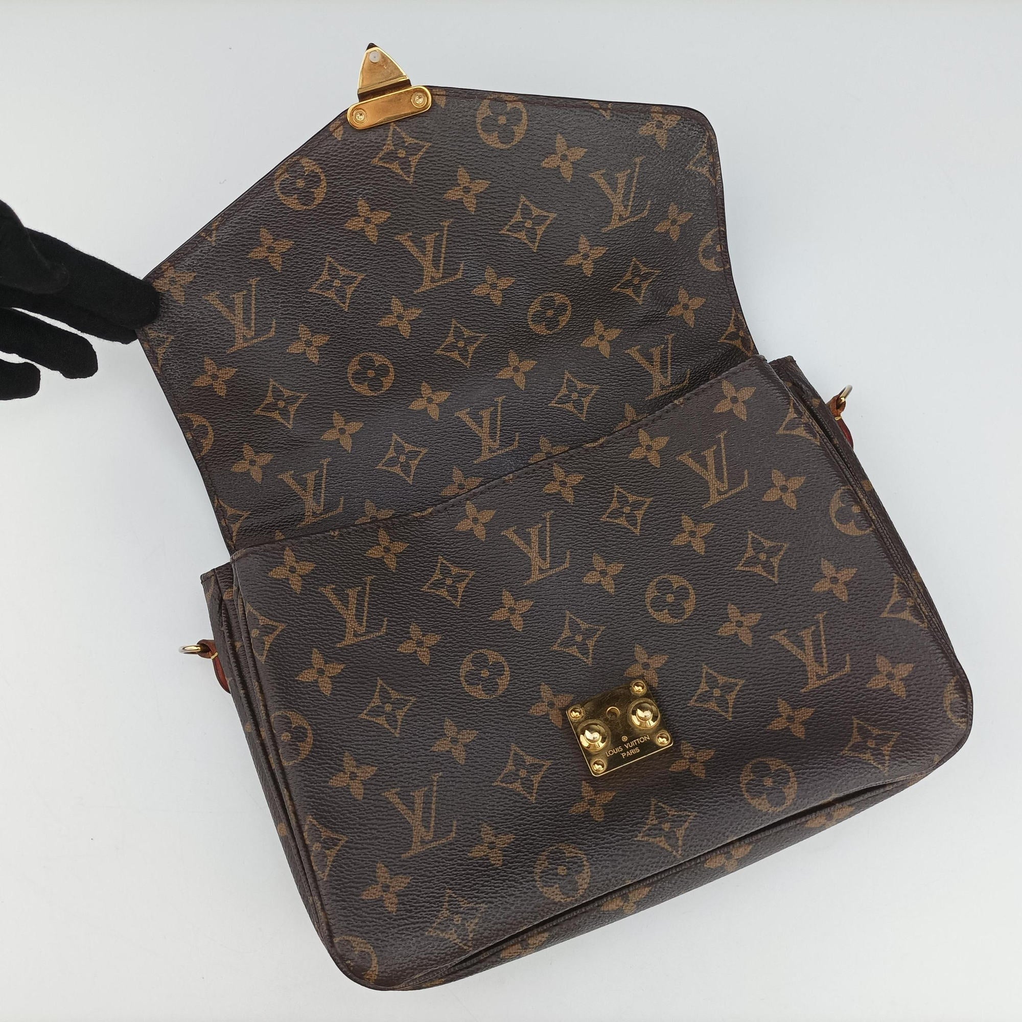 Vintage Louis Vuitton Pochette Metis MM Brown Monogram Canvas M44875 shoulderbag | stylenewstar