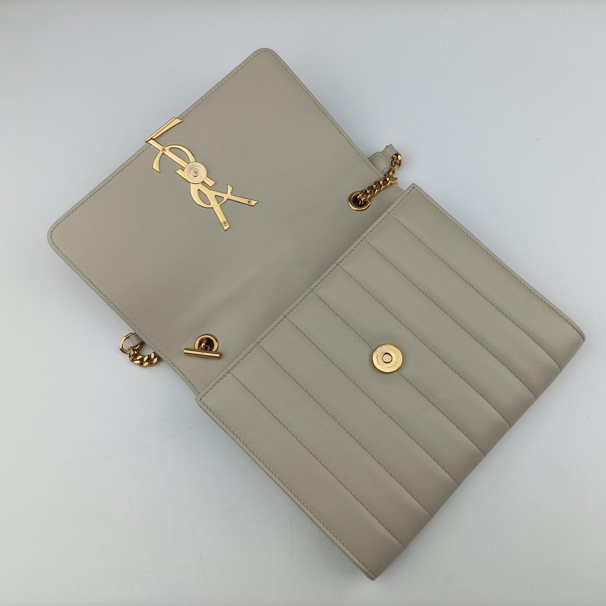 Pre-owned Yves Saint Laurent VICKY White Leather 554125 shoulderbag | stylenewstar