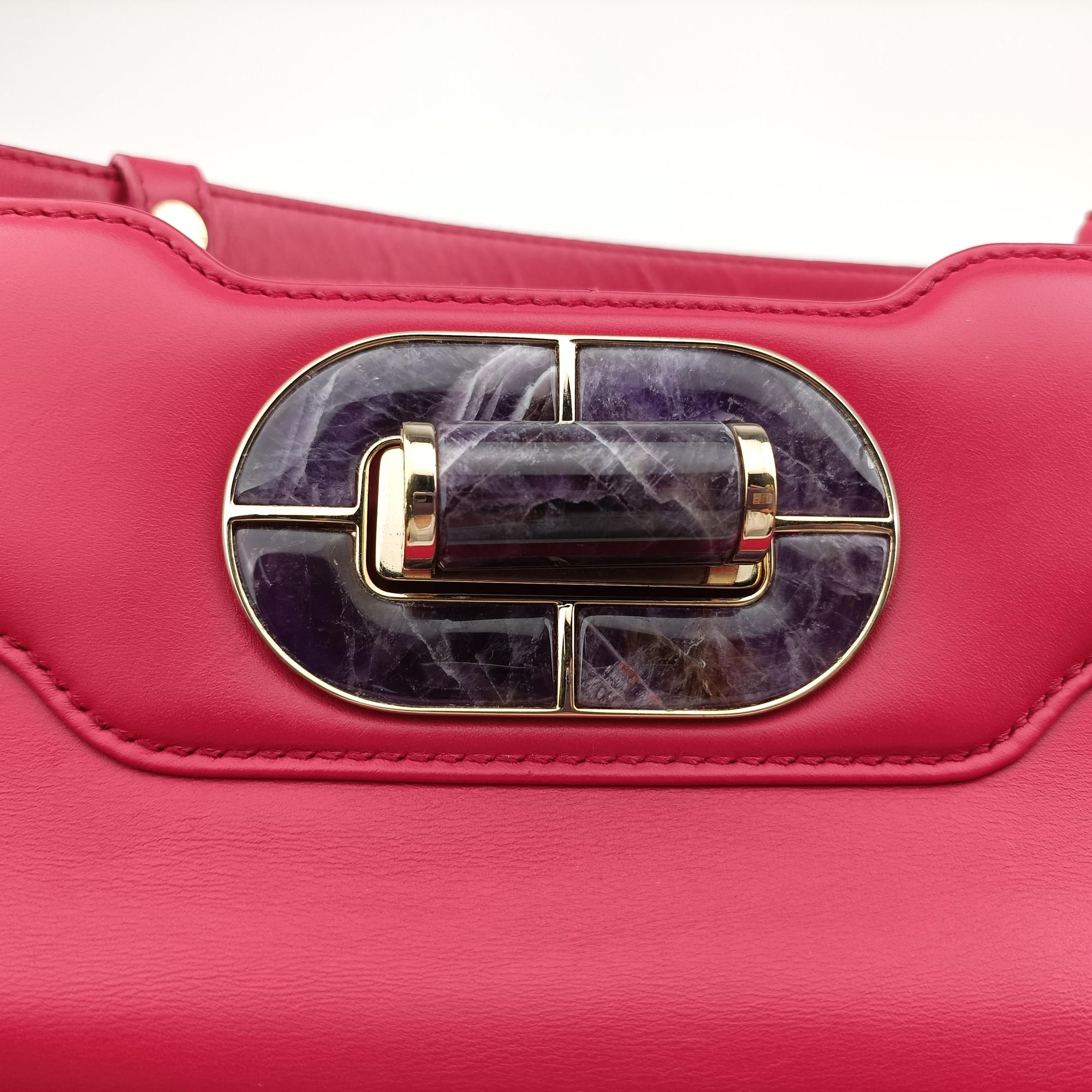 Pre-owned Bvlgari Isabella Rossellini Red Leather  shoulderbag | stylenewstar