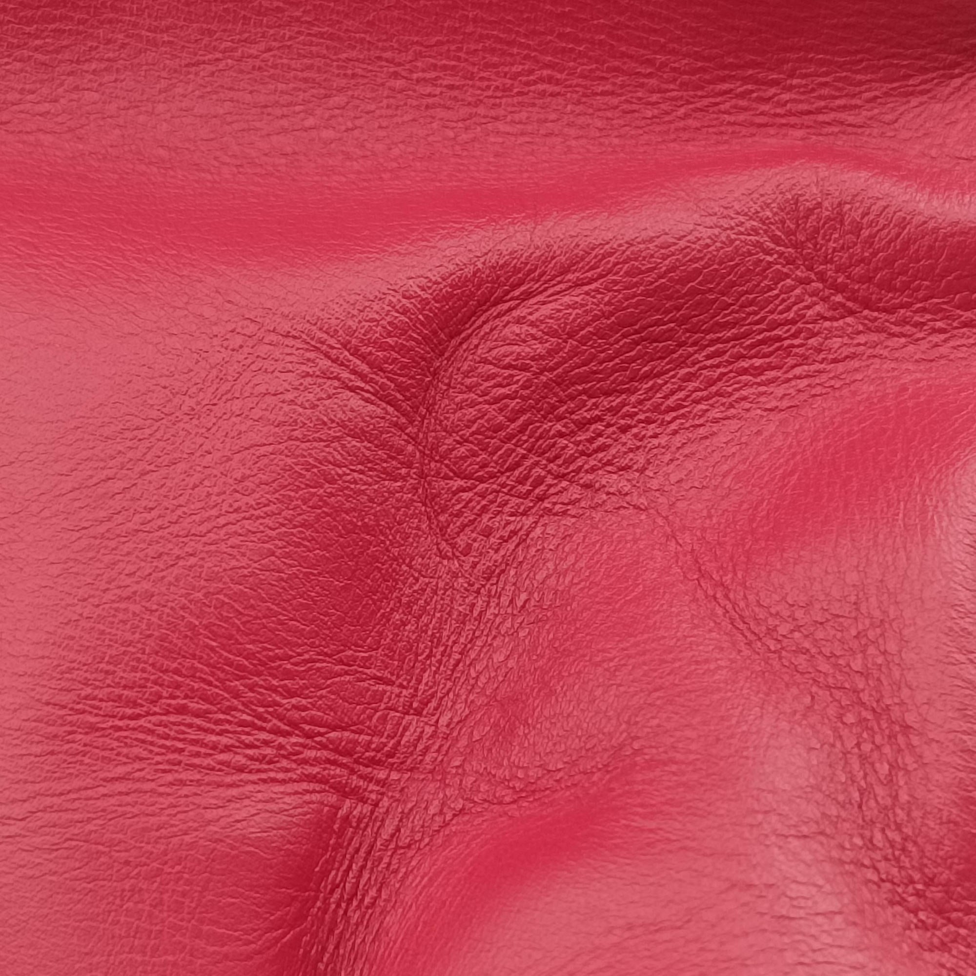 Pre-owned Bvlgari Isabella Rossellini Red Leather  shoulderbag | stylenewstar