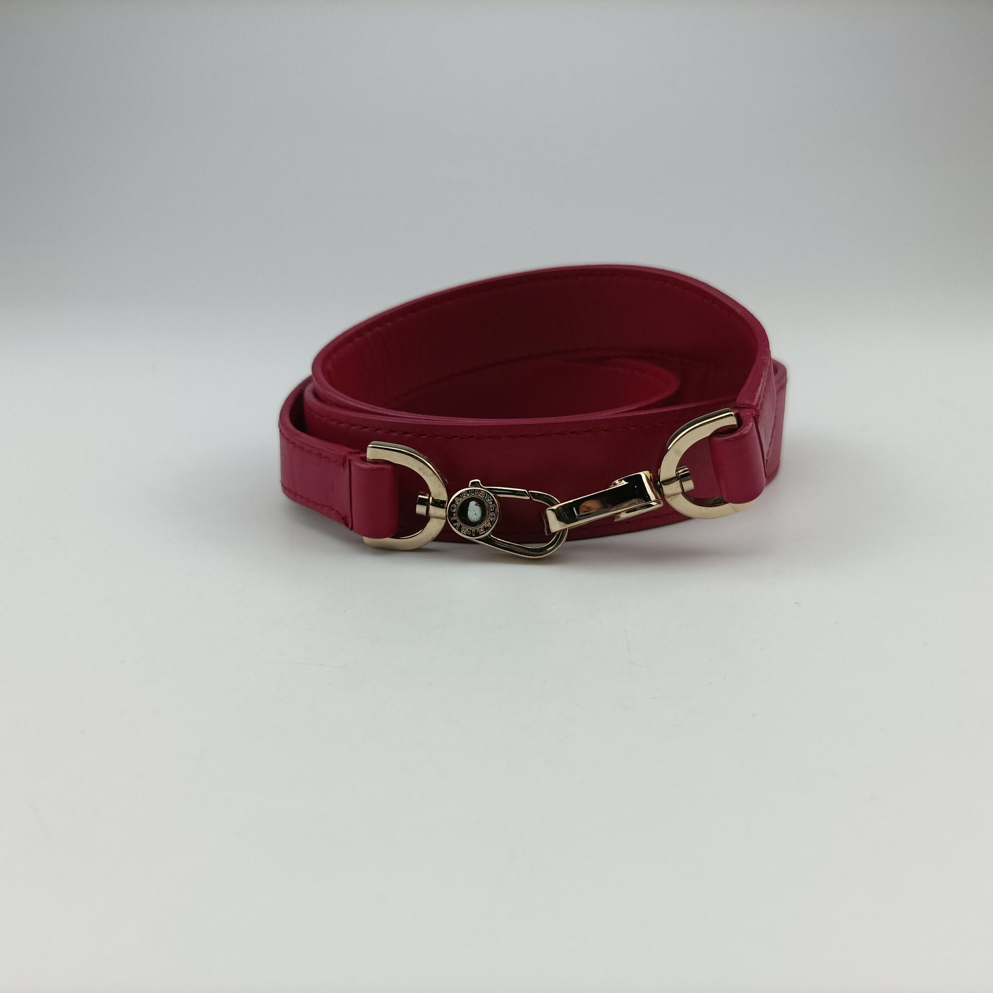 Pre-owned Bvlgari Isabella Rossellini Red Leather  shoulderbag | stylenewstar