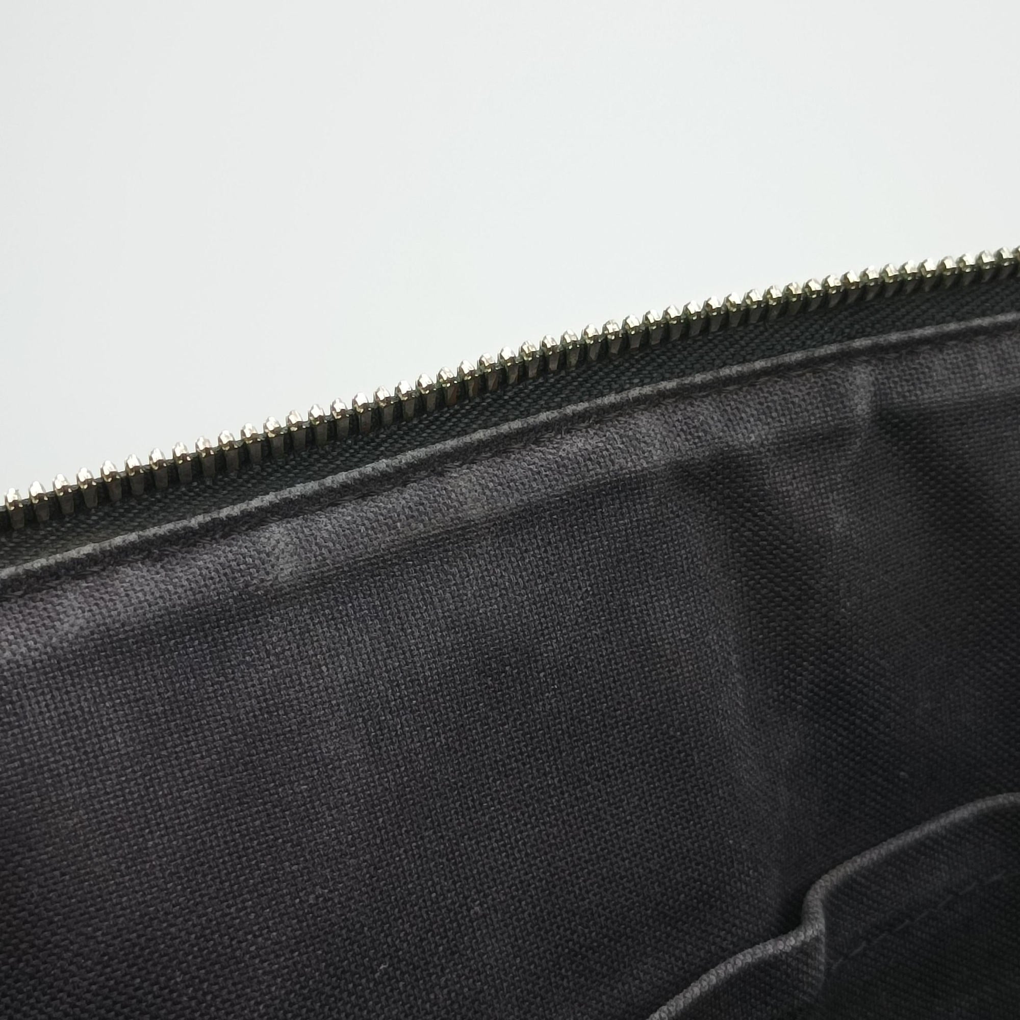 Secondhand Louis Vuitton Porte Documents Jour Noir Damier Graphite N48224 handbag | stylenewstar