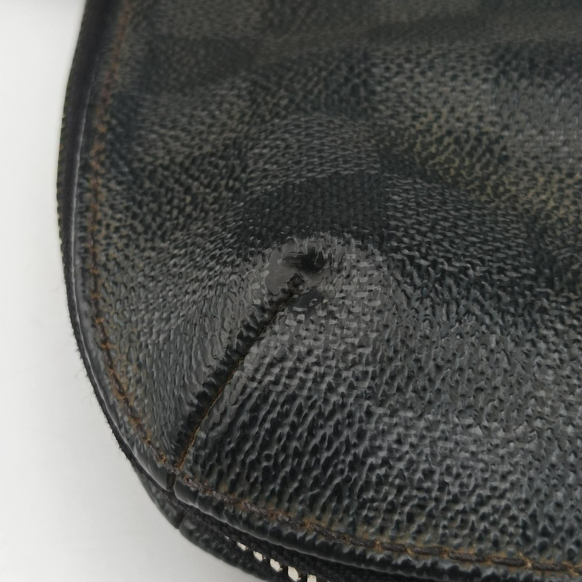 Secondhand Louis Vuitton Porte Documents Jour Noir Damier Graphite N48224 handbag | stylenewstar
