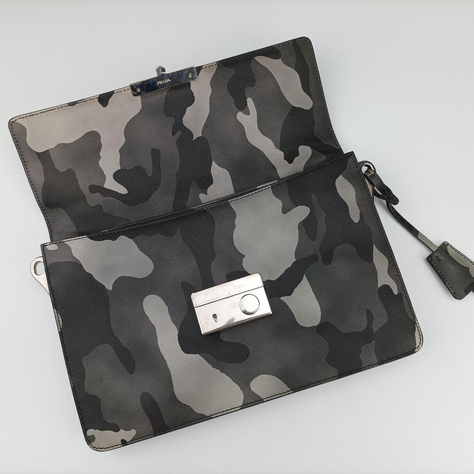 Pre-owned Prada Sound Multicolour saffiano leather  shoulderbag | stylenewstar