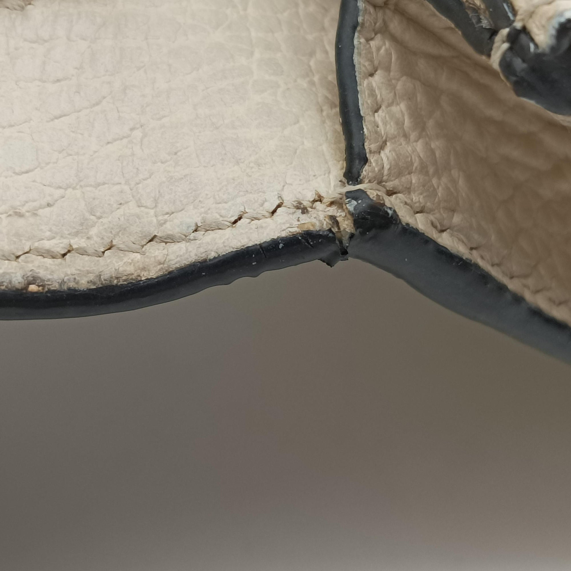 Pre-owned Gucci Dionysus White Leather 476432 shoulderbag | stylenewstar