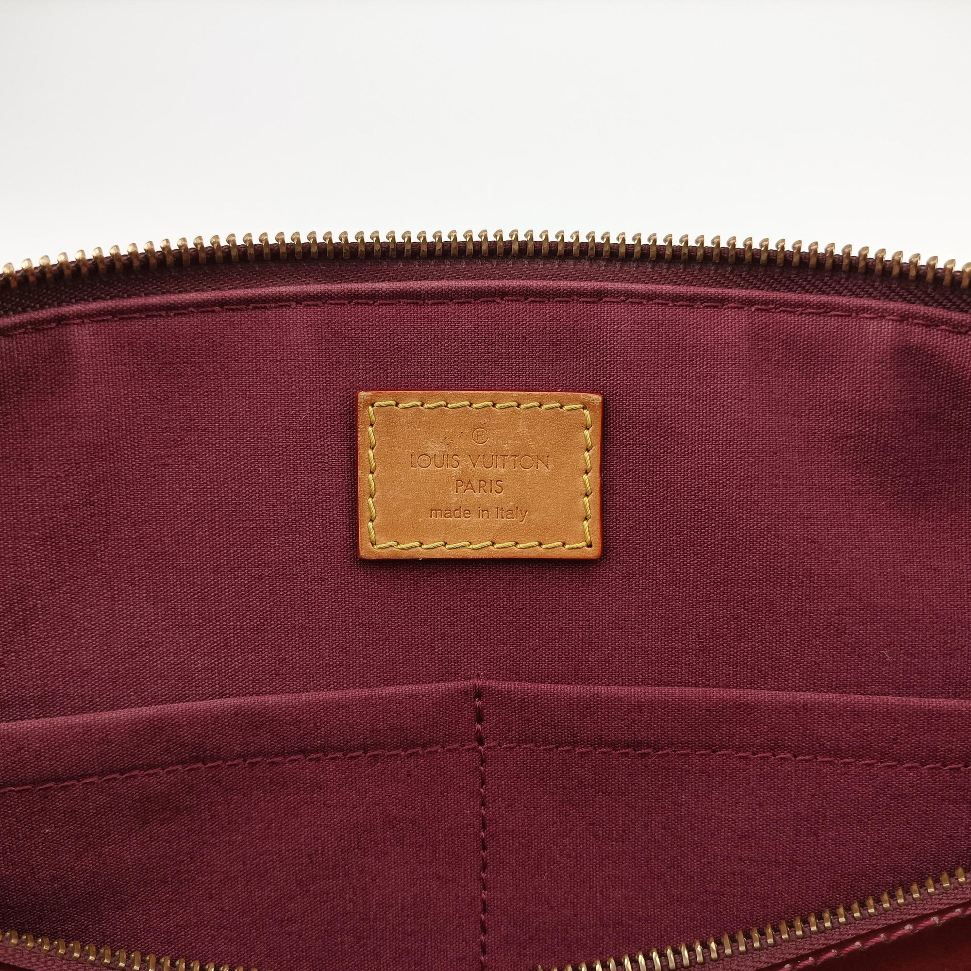 Pre-owned Louis Vuitton Sherwood PM Amarante Vernis M91488 handbag | stylenewstar