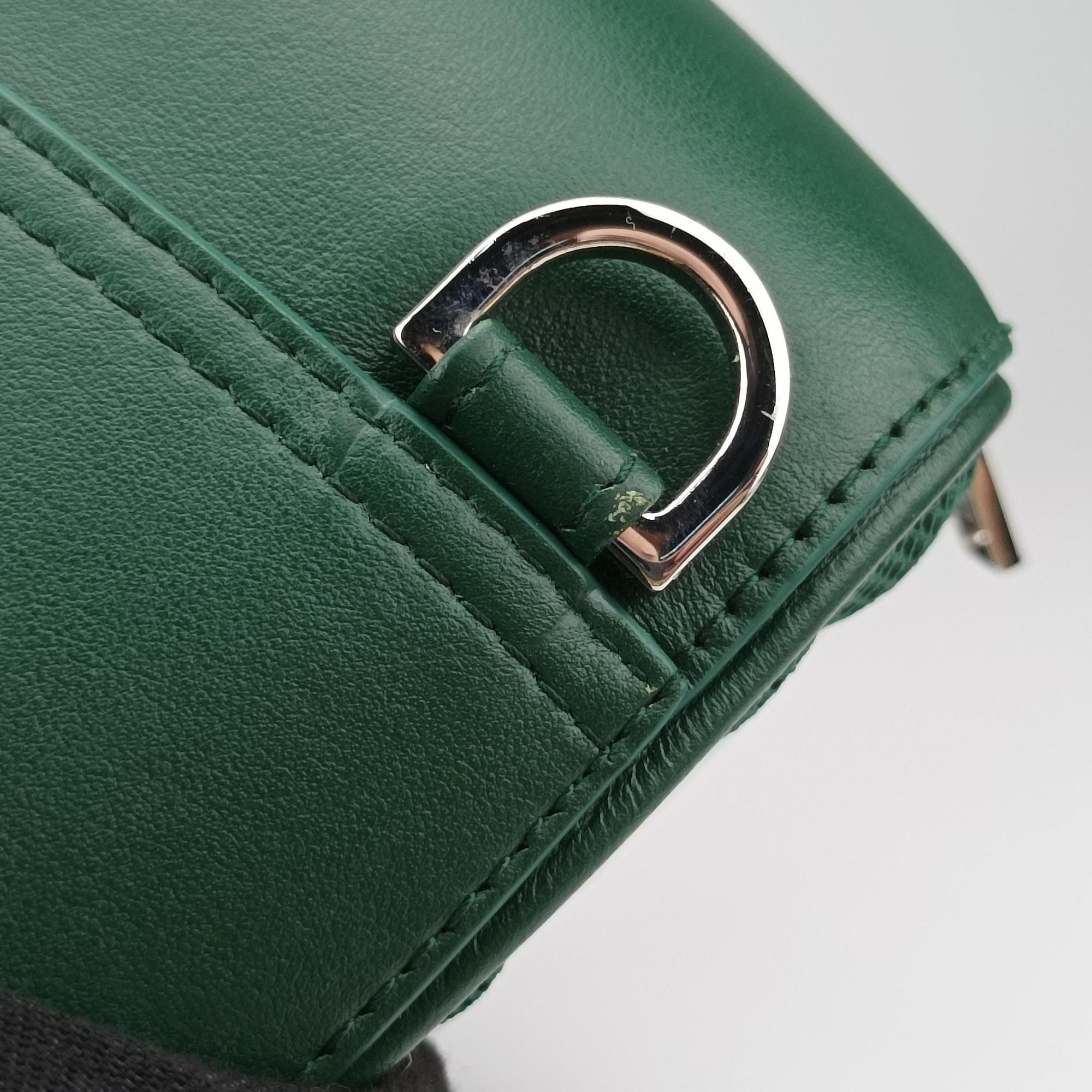 Secondhand Christian Dior Dior World Tour Capsule Green Leather  shoulderbag | stylenewstar