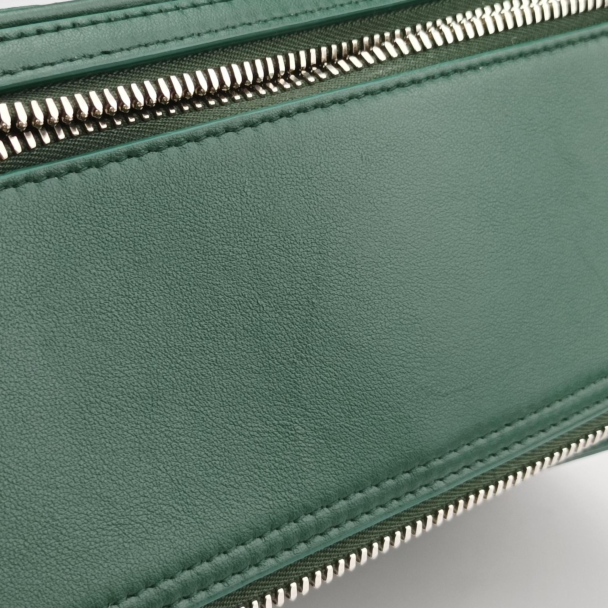 Secondhand Christian Dior Dior World Tour Capsule Green Leather  shoulderbag | stylenewstar
