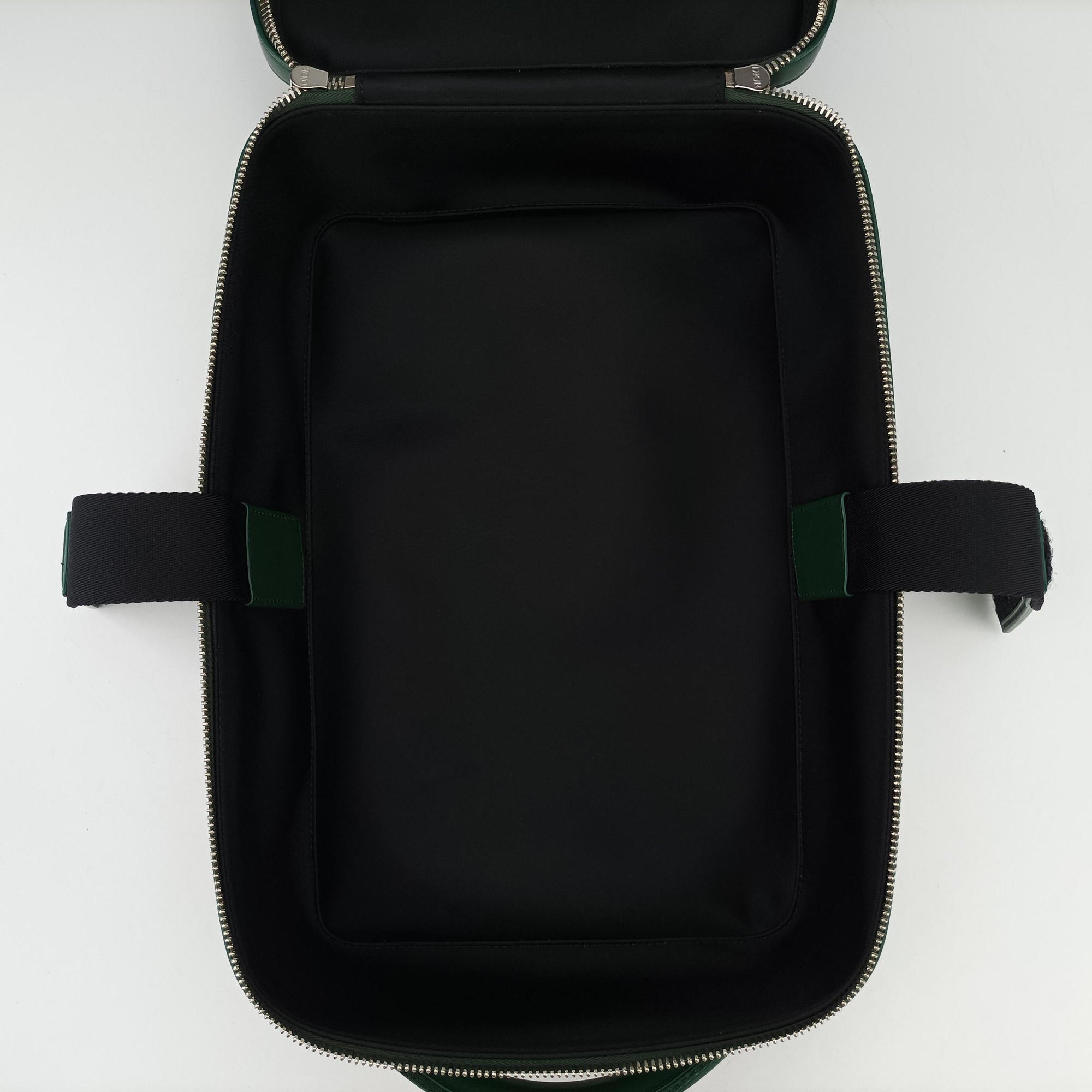 Secondhand Christian Dior Dior World Tour Capsule Green Leather  shoulderbag | stylenewstar