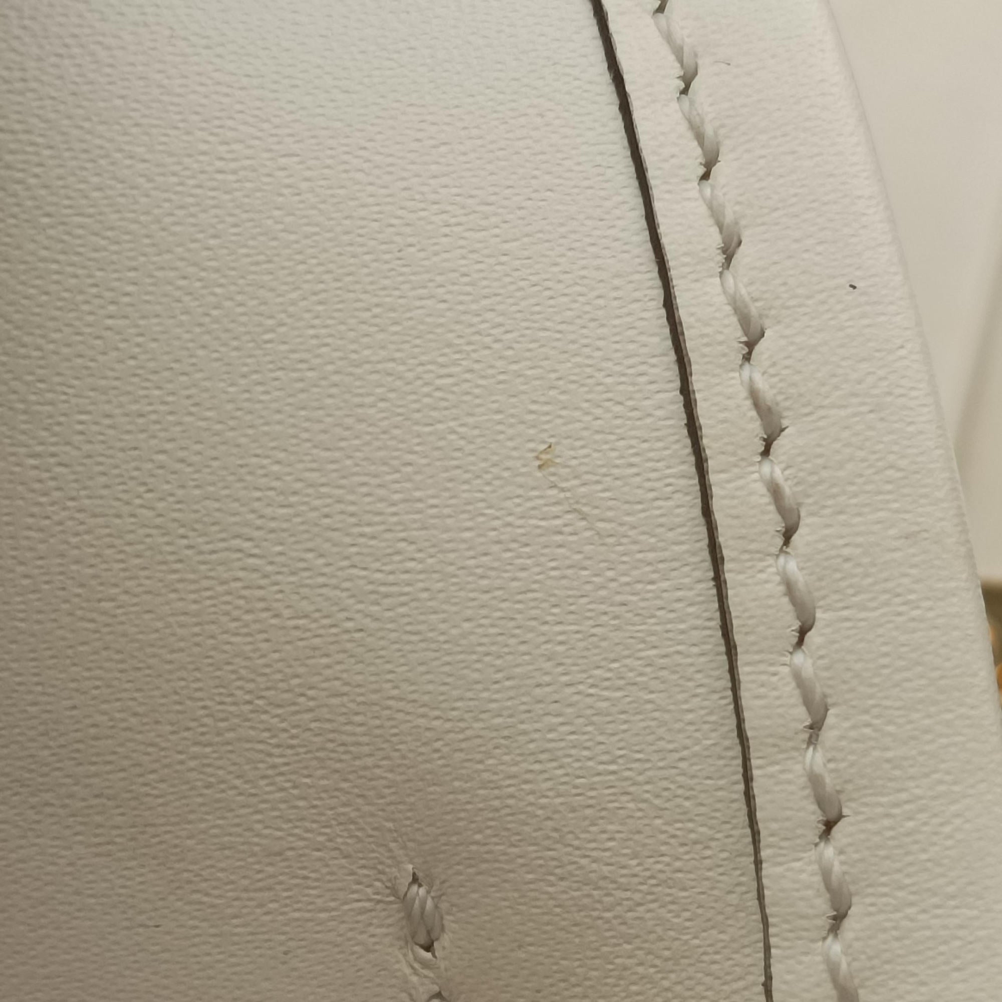 Secondhand Fendi Sunshine White Leather 8BH386 shoulderbag | stylenewstar