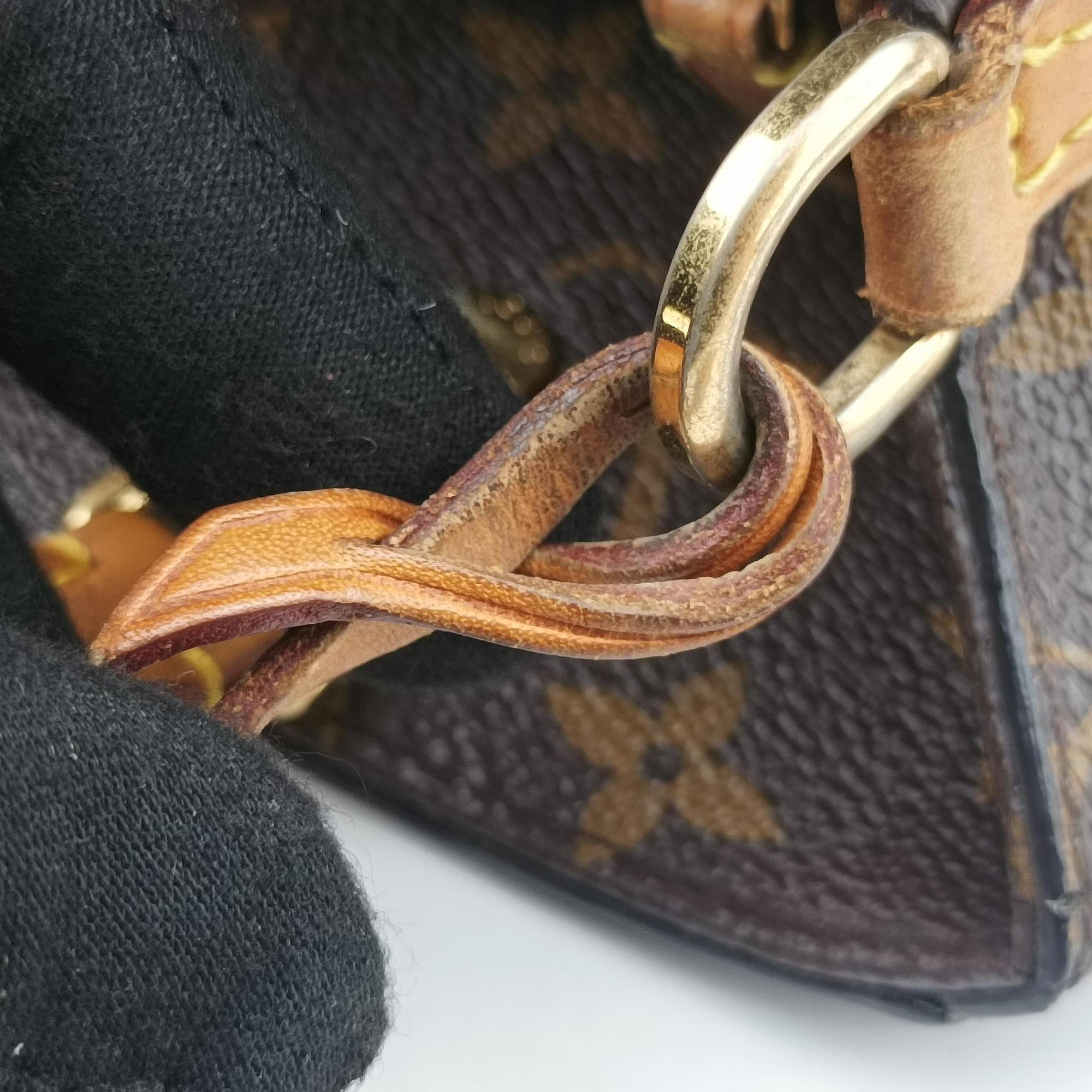 Vintage Louis Vuitton MONTAIGNE MM Brown Monogram Canvas M41056 shoulderbag | stylenewstar