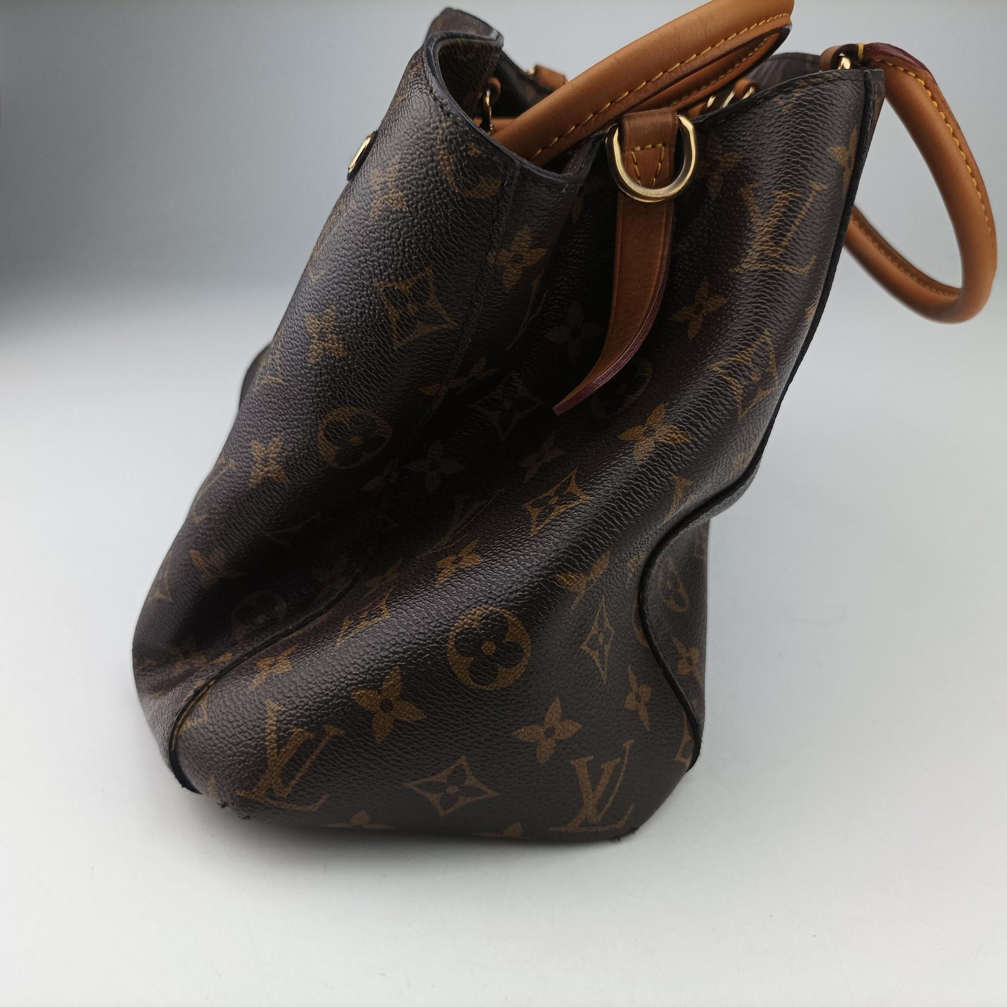 Vintage Louis Vuitton MONTAIGNE MM Brown Monogram Canvas M41056 shoulderbag | stylenewstar