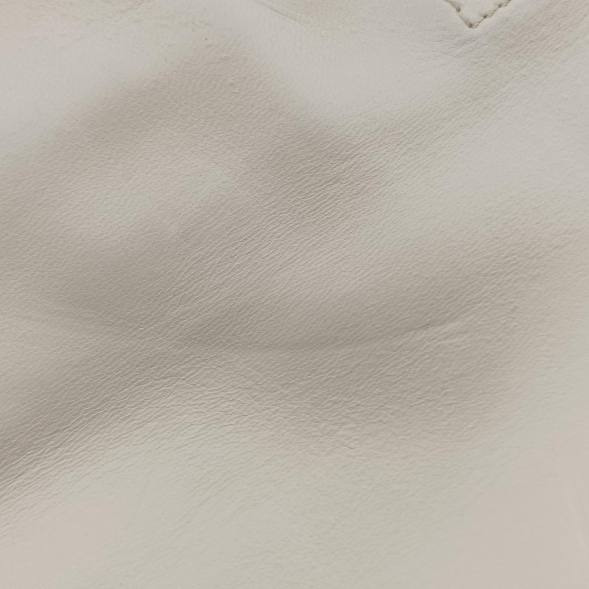 Pre-owned VERSACE Medusa Palazzo White lambskin  shoulderbag | stylenewstar