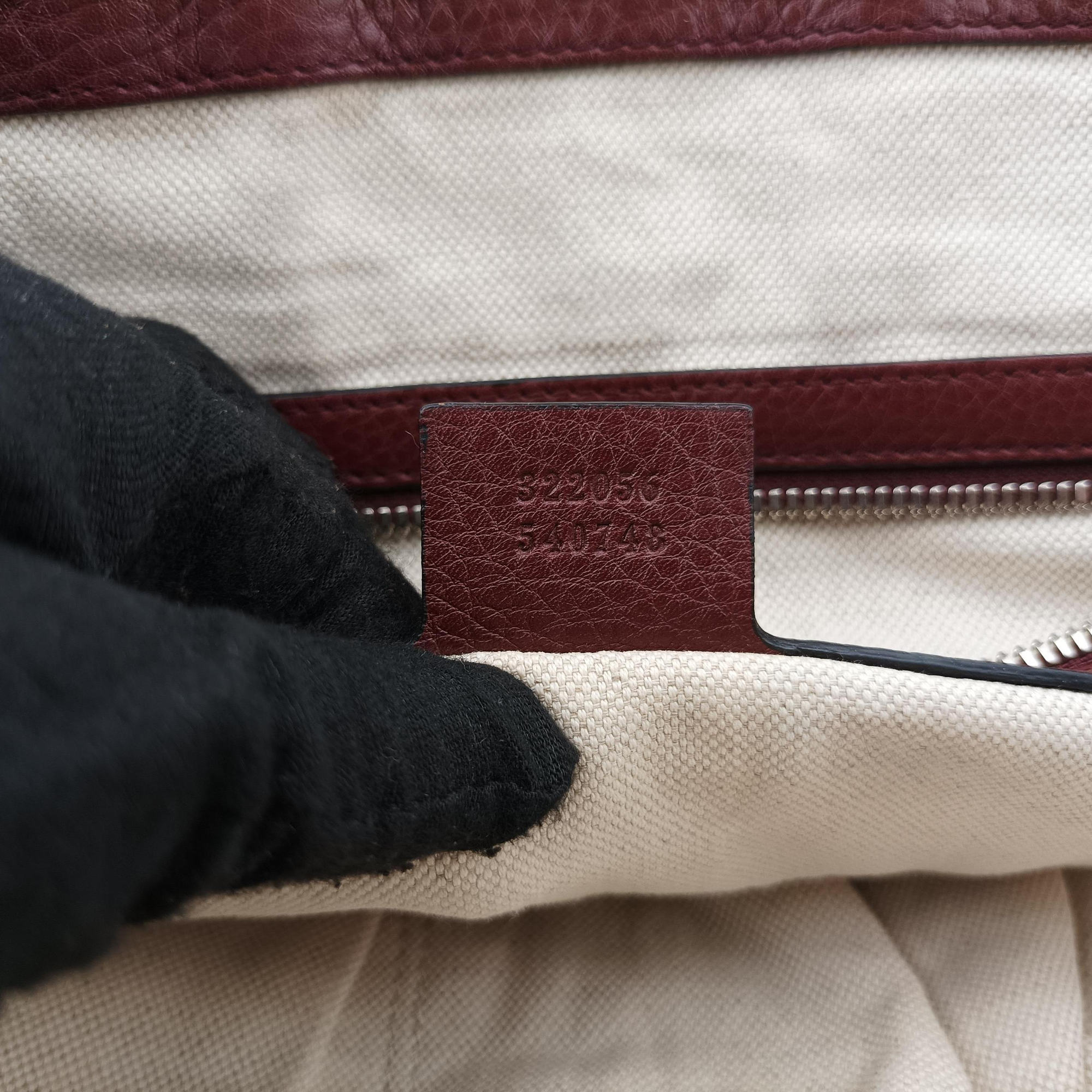 Vintage Gucci Interlocking G Logo Soho Messenger Burgundy Leather 322056 shoulderbag | stylenewstar
