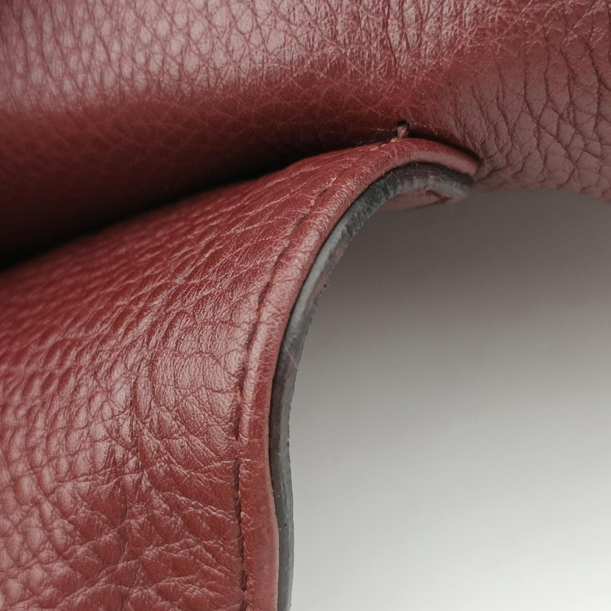 Vintage Gucci Interlocking G Logo Soho Messenger Burgundy Leather 322056 shoulderbag | stylenewstar