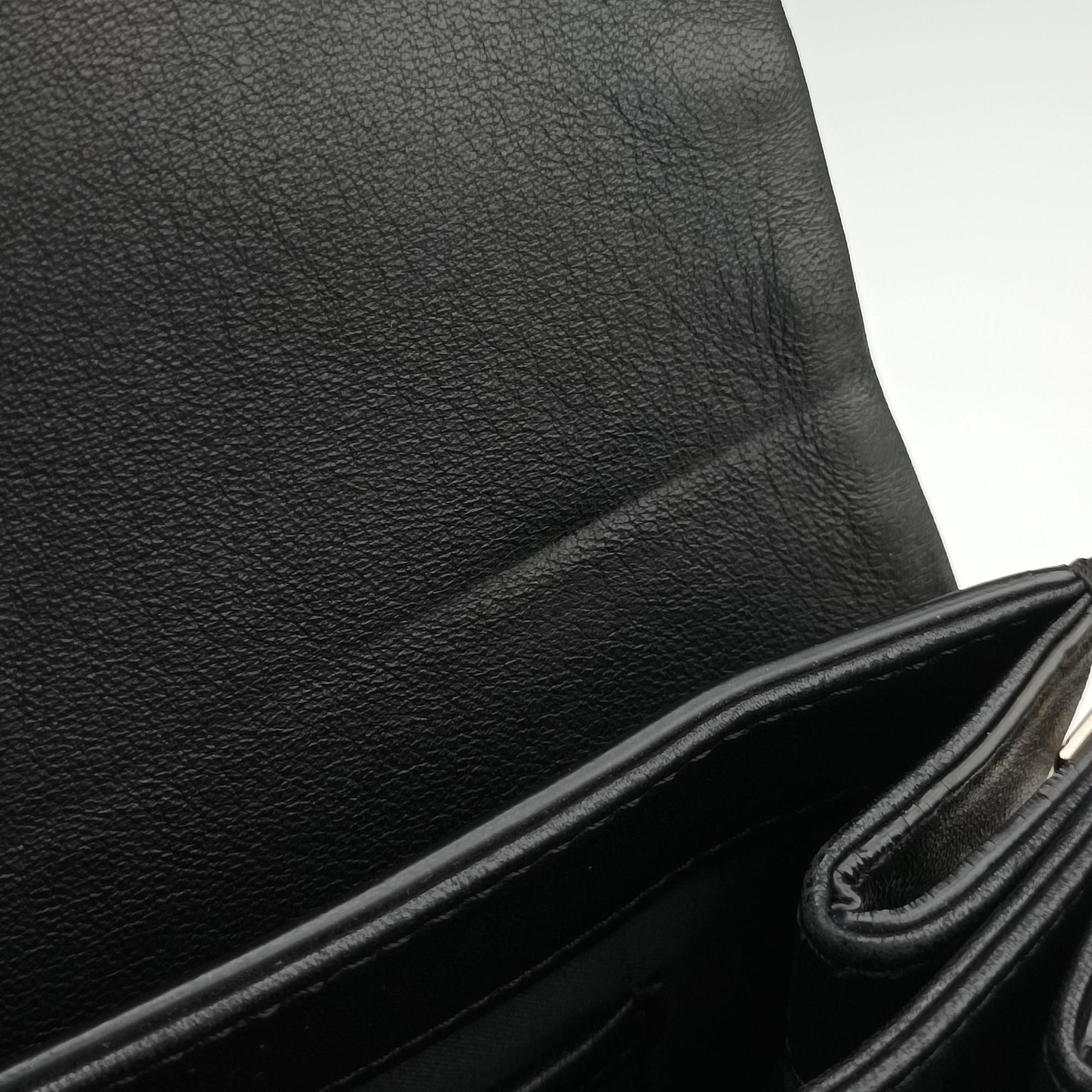 Secondhand VERSACE La Medusa Black Leather  shoulderbag | stylenewstar