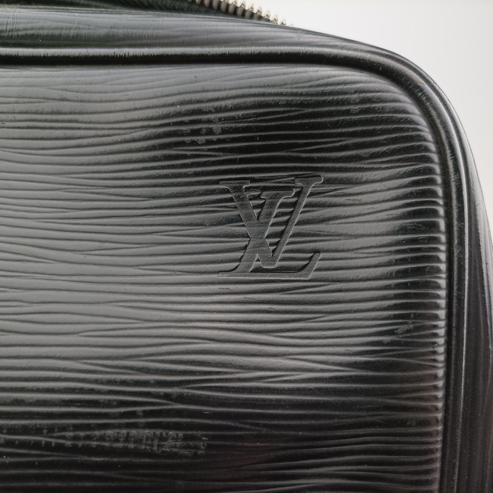 Pre-owned Louis Vuitton Porto Document Voyage Black Epi M59162 handbag | stylenewstar