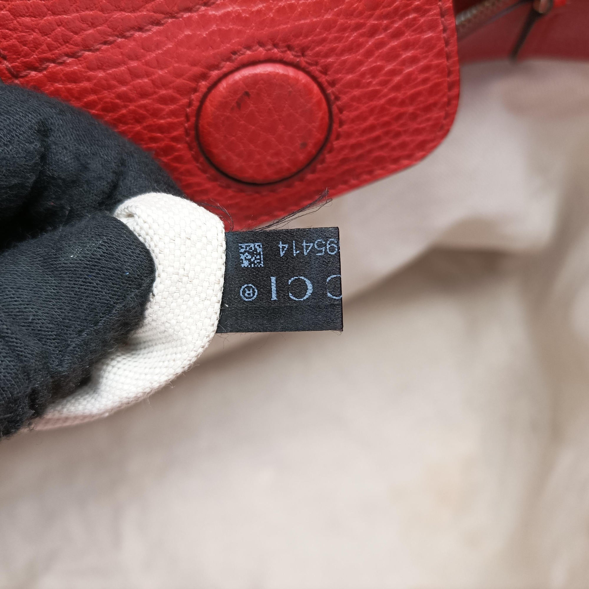 Vintage Gucci Swing Red Leather 354397 shoulderbag | stylenewstar