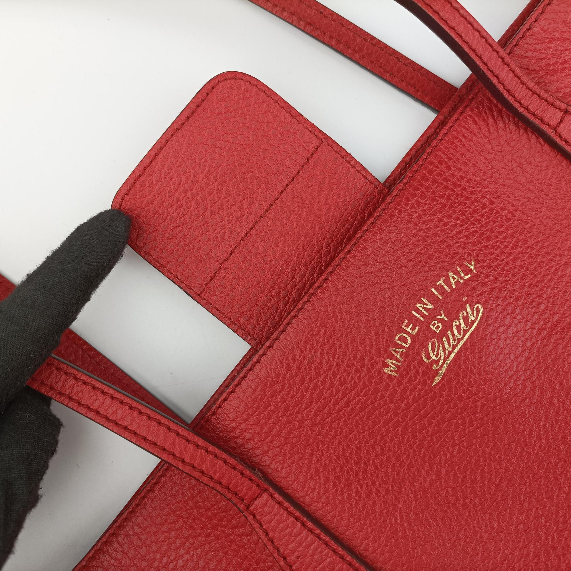 Vintage Gucci Swing Red Leather 354397 shoulderbag | stylenewstar