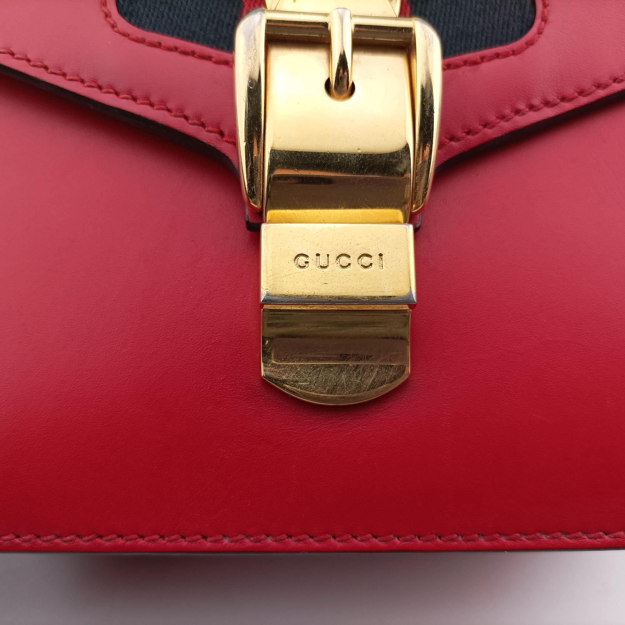 Pre-owned Gucci Sylvie Red×navy Leather 470270 shoulderbag | stylenewstar