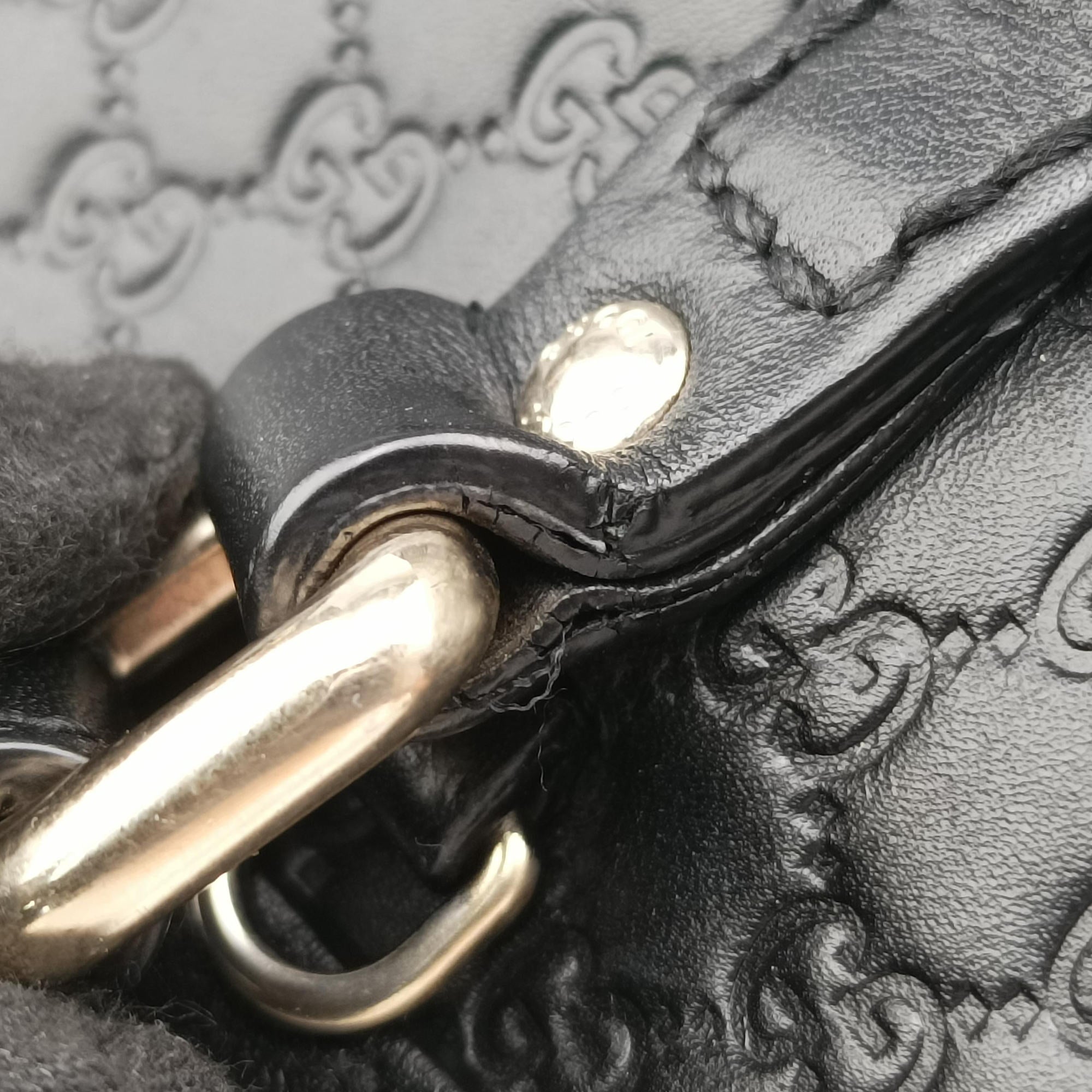 Pre-owned Gucci Microguccissima Black Leather 449654 handbag | stylenewstar