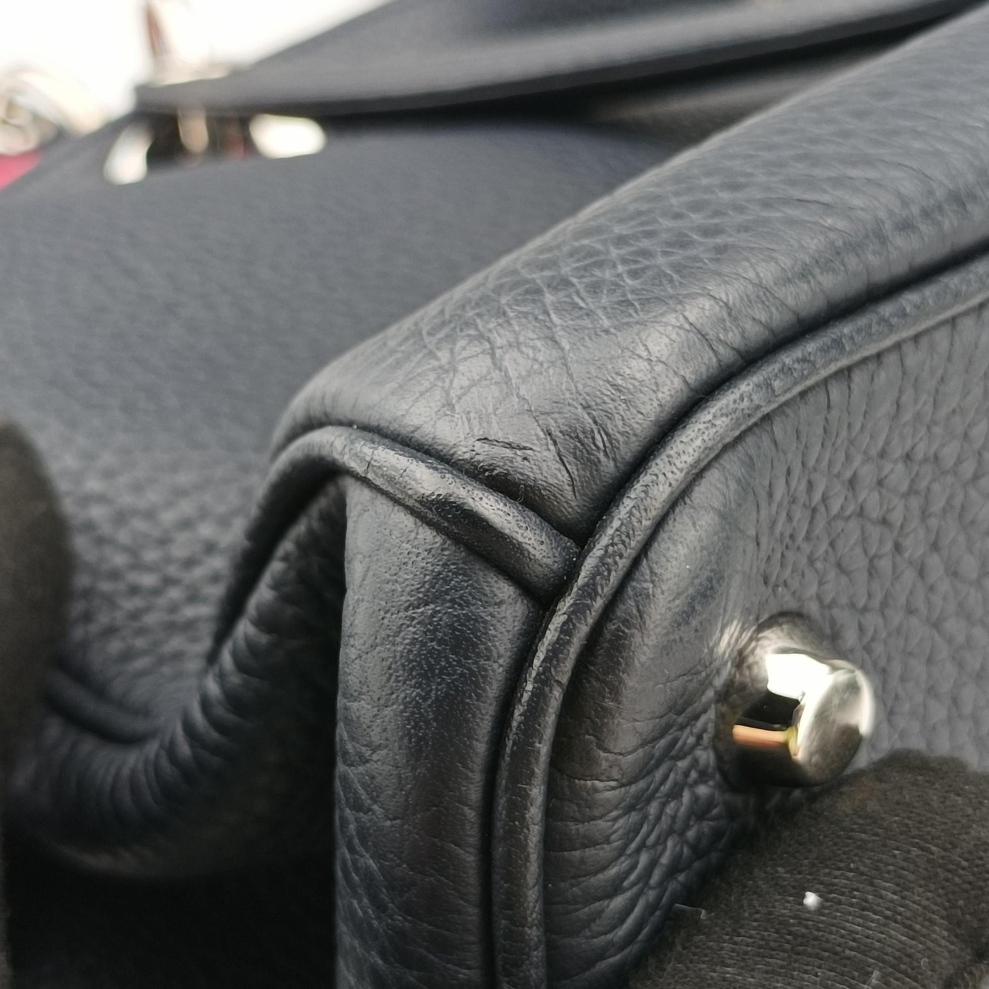 Pre-owned Christian Dior Diorissimo Black Leather  shoulderbag | stylenewstar