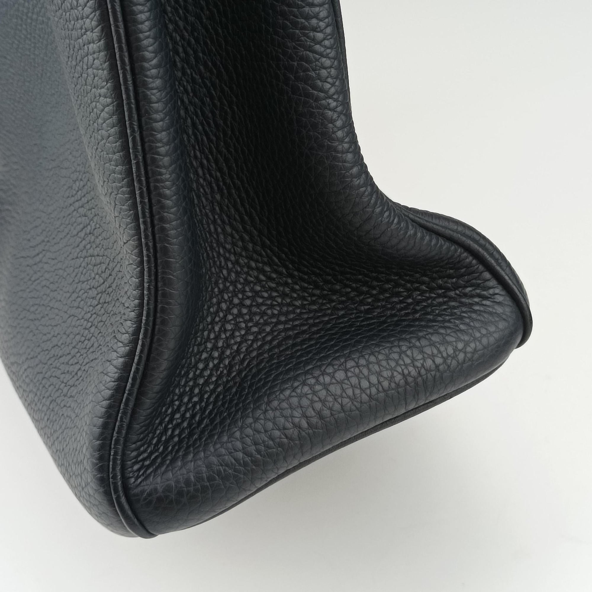 Pre-owned Christian Dior Diorissimo Black Leather  shoulderbag | stylenewstar