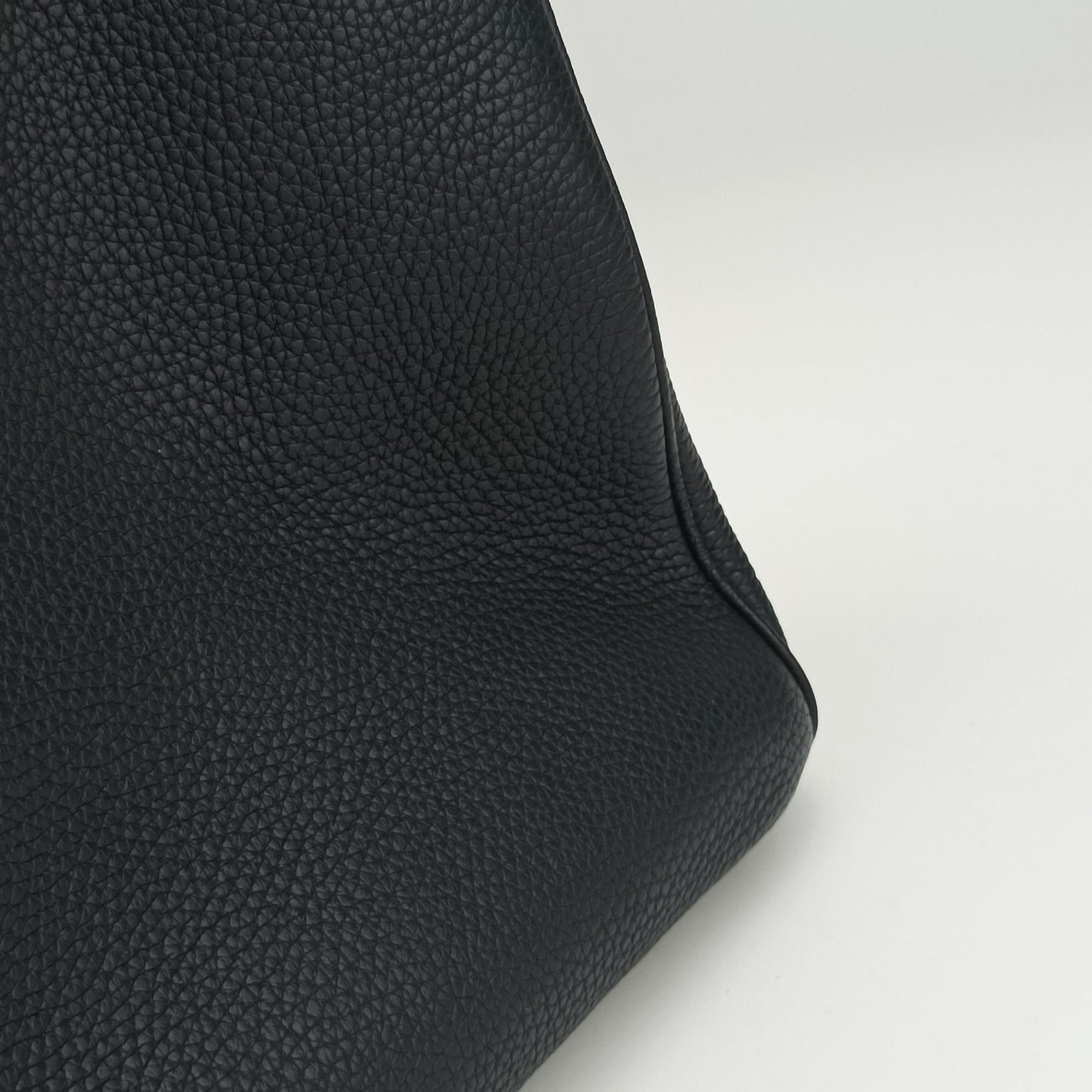 Pre-owned Christian Dior Diorissimo Black Leather  shoulderbag | stylenewstar