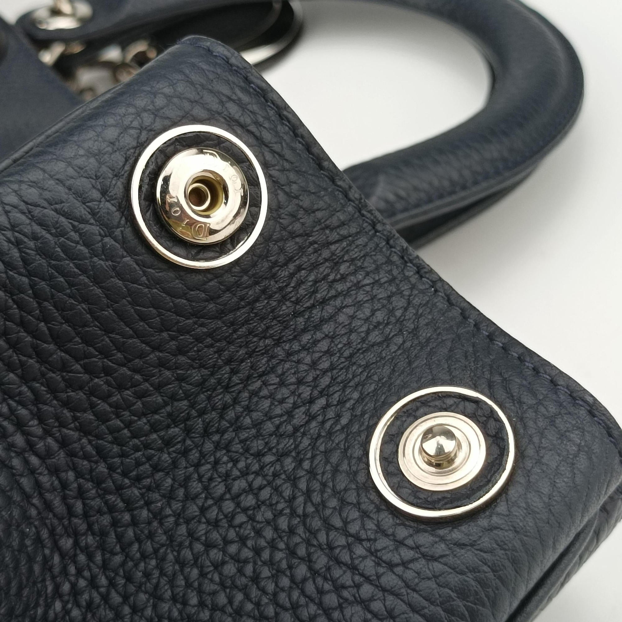 Pre-owned Christian Dior Diorissimo Black Leather  shoulderbag | stylenewstar