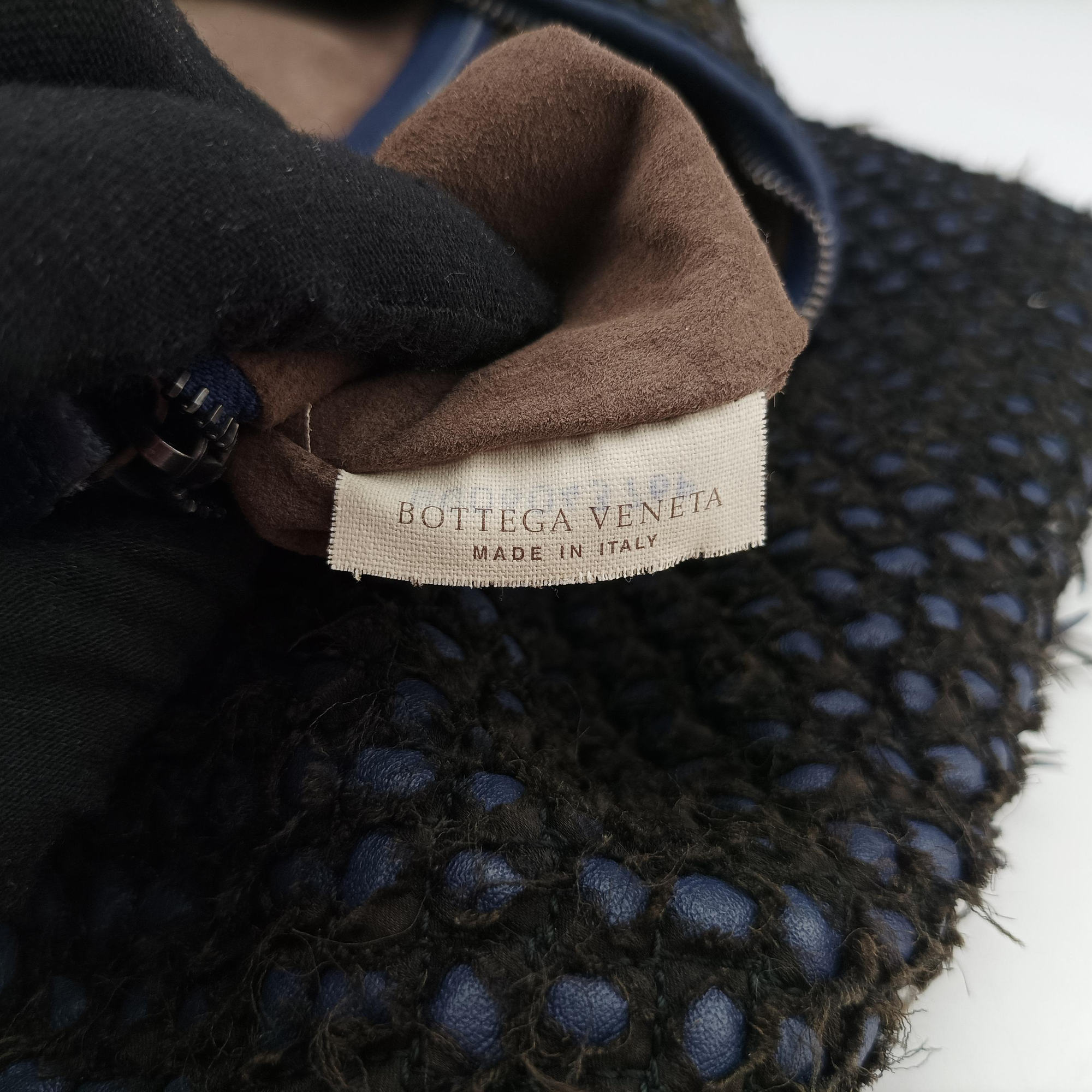 Pre-owned Bottega Veneta Intrecciato Navy lambskin  shoulderbag | stylenewstar