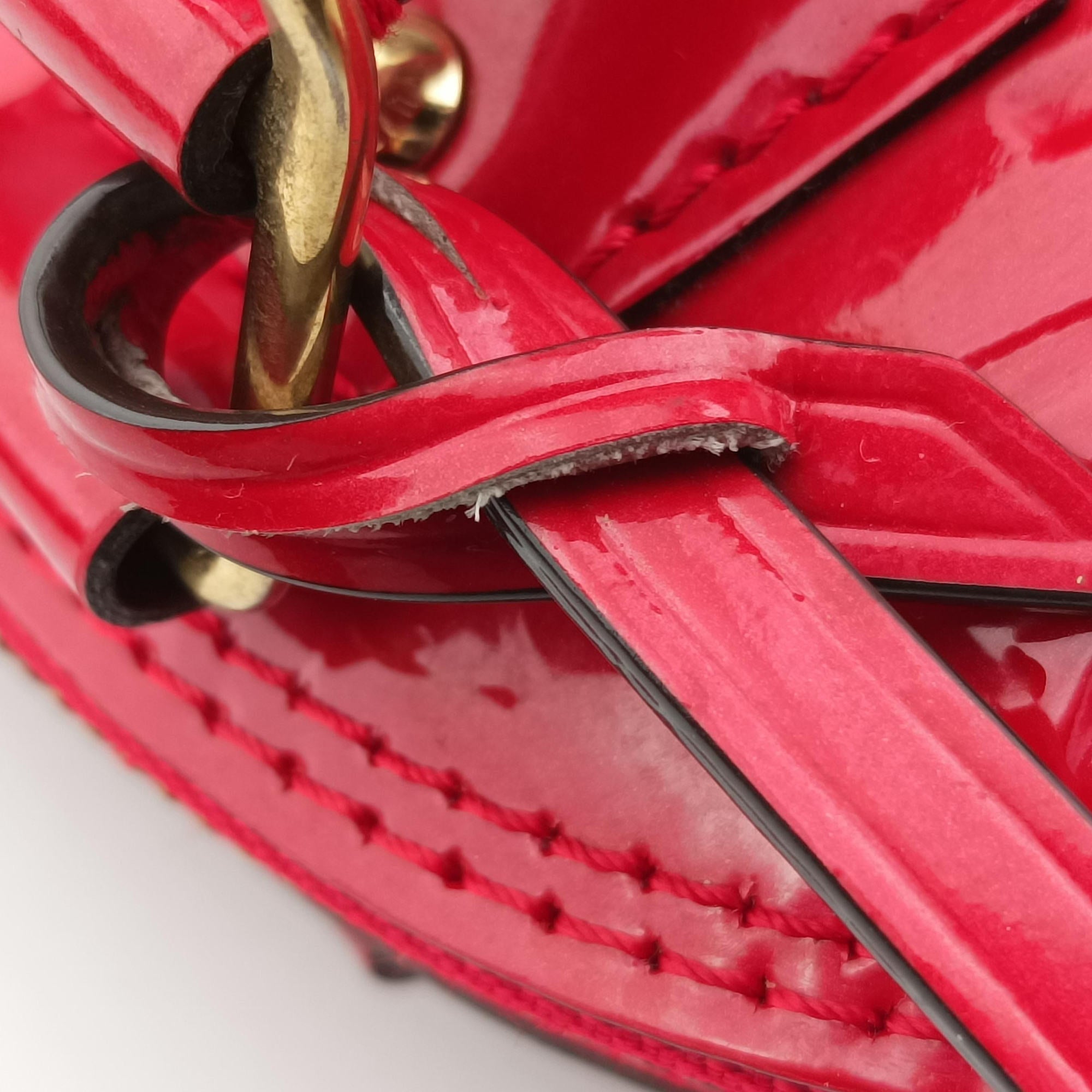 Pre-owned Louis Vuitton Alma BB CERISE Vernis M90174 shoulderbag | stylenewstar