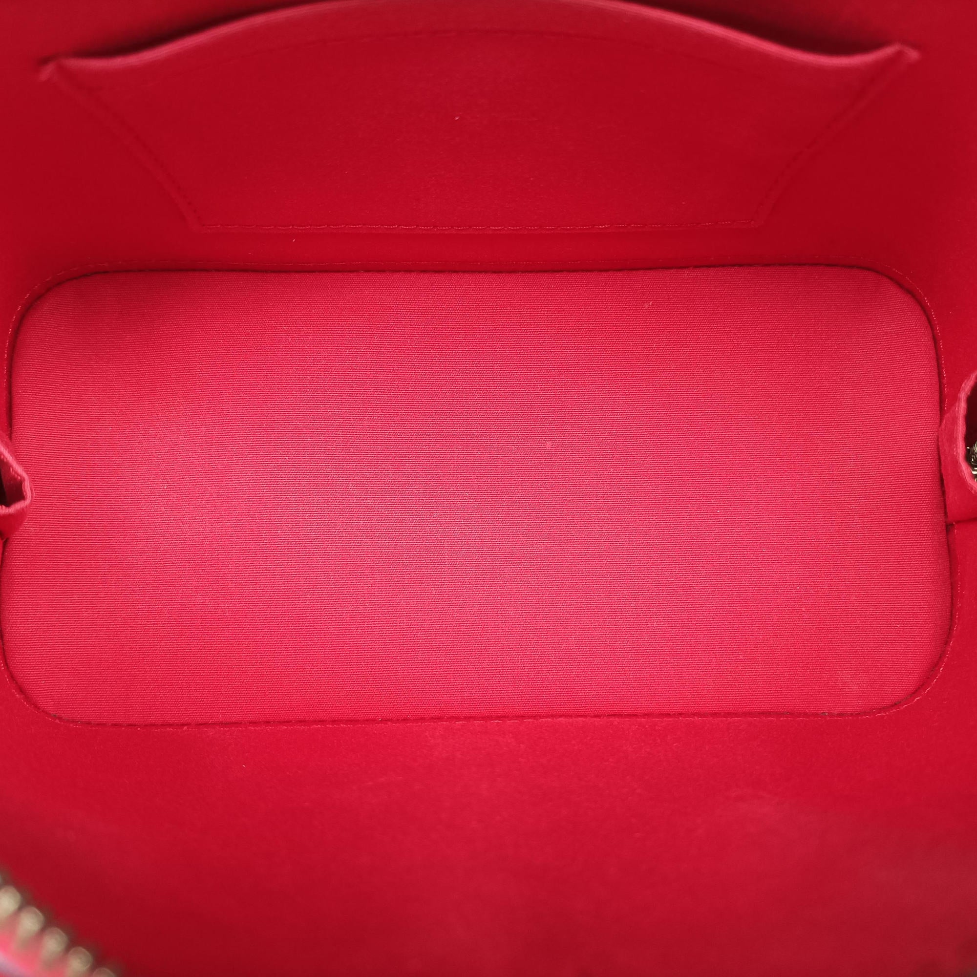 Pre-owned Louis Vuitton Alma BB CERISE Vernis M90174 shoulderbag | stylenewstar