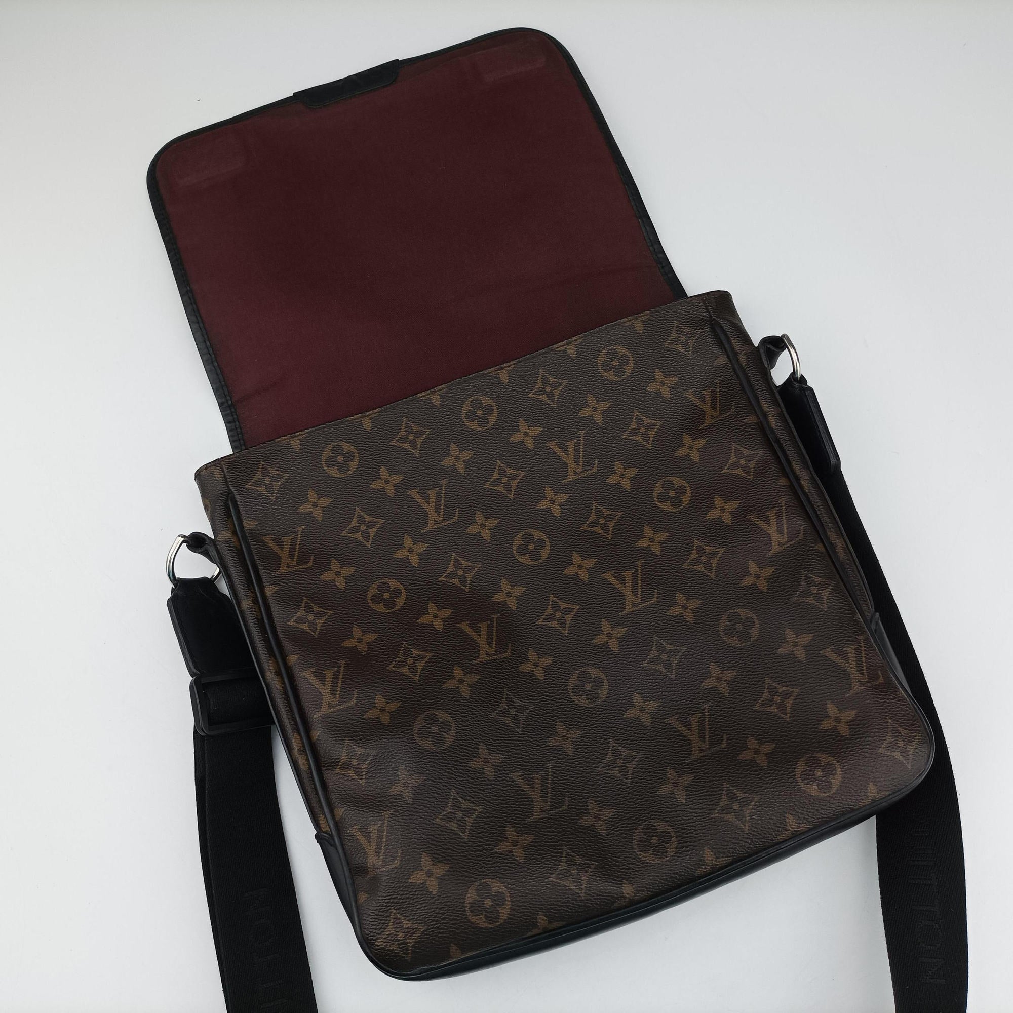 Pre-owned Louis Vuitton BASS MM brown Monogram Macassar M56715 shoulderbag | stylenewstar