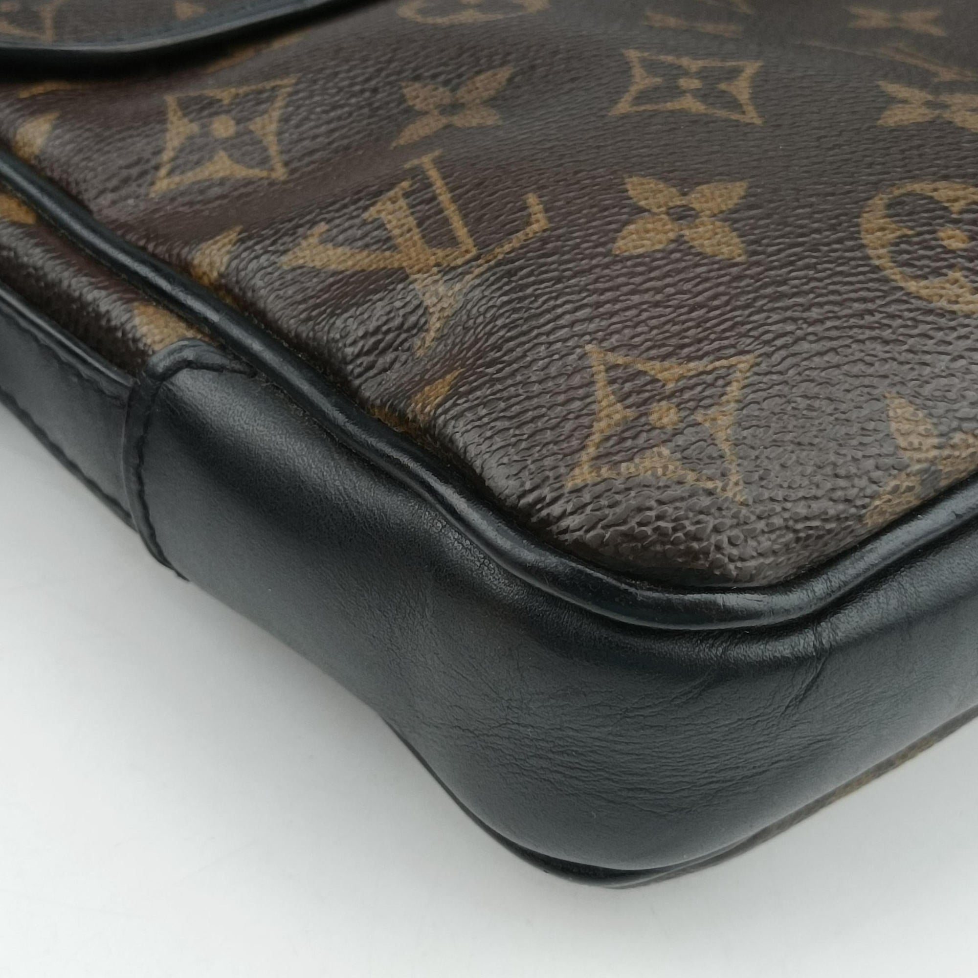 Pre-owned Louis Vuitton BASS MM brown Monogram Macassar M56715 shoulderbag | stylenewstar