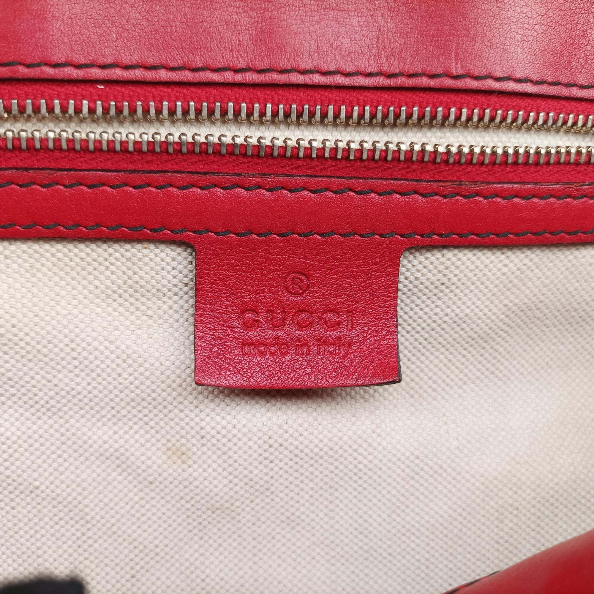 Pre-owned Gucci Emily Red Leather 295403 shoulderbag | stylenewstar