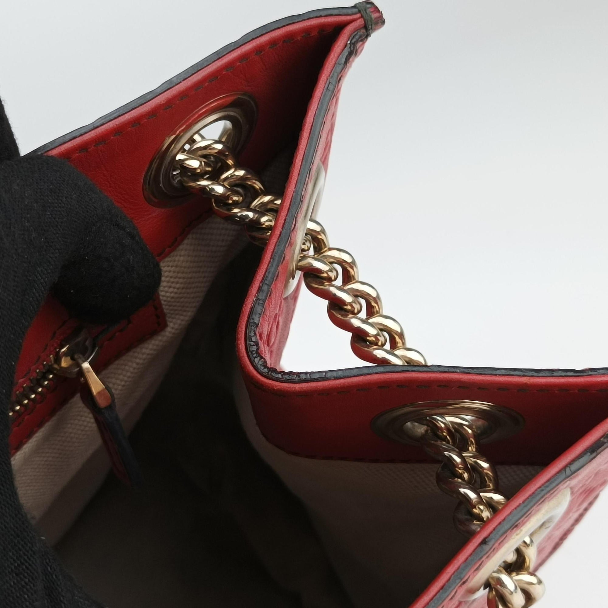 Pre-owned Gucci Emily Red Leather 295403 shoulderbag | stylenewstar