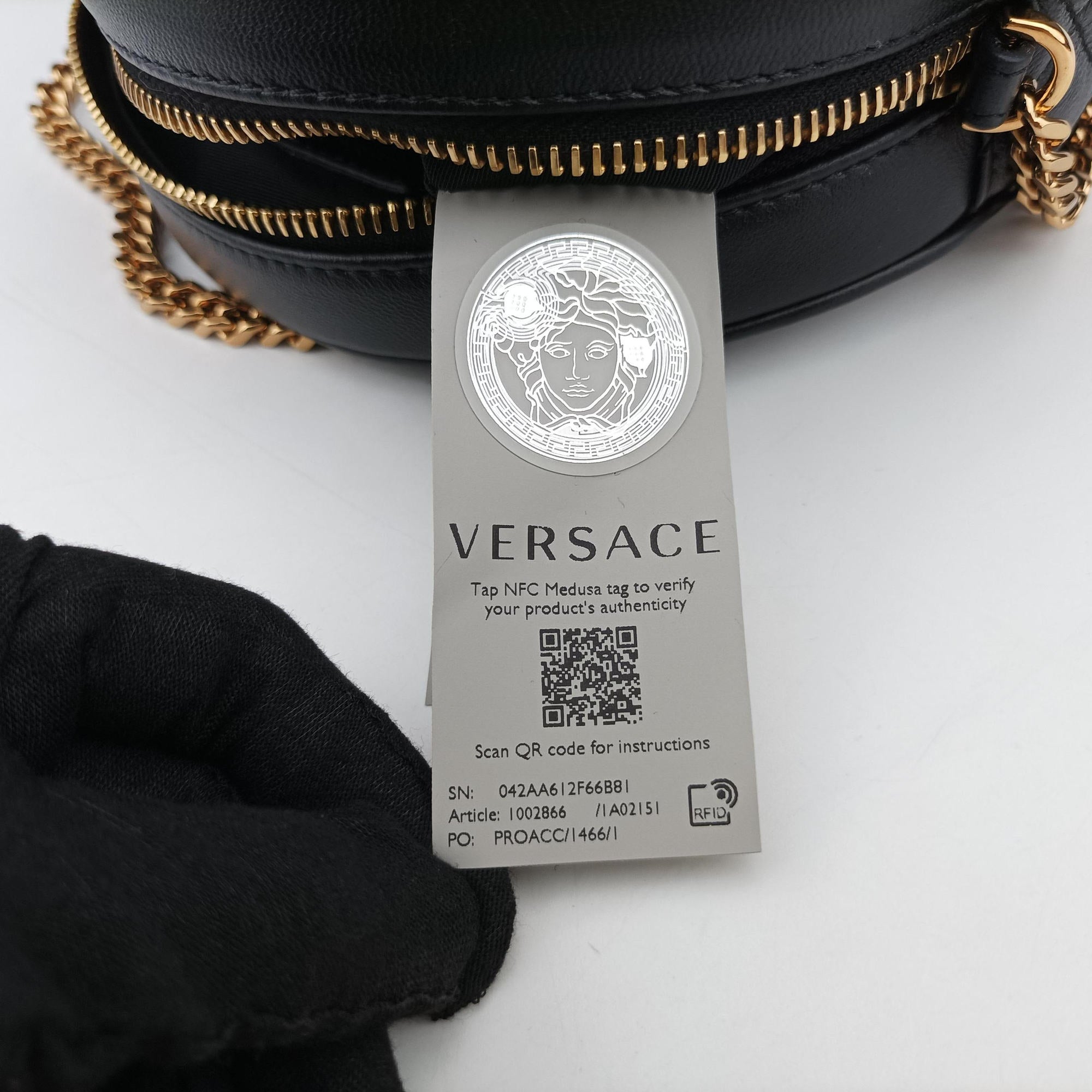 Vintage VERSACE Medusa Black Leather  shoulderbag | stylenewstar
