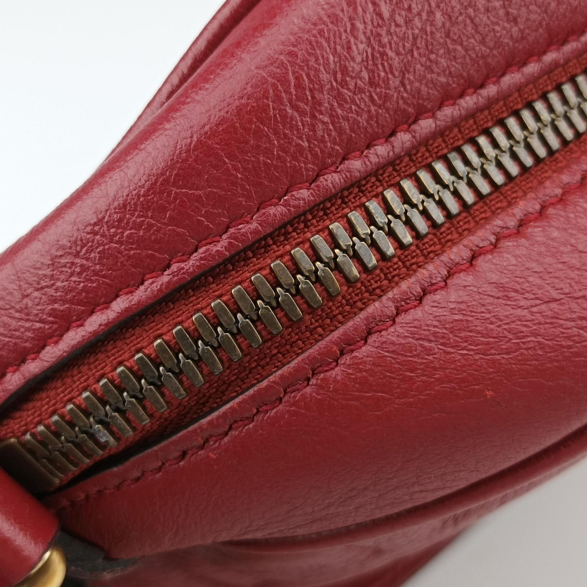 Pre-owned Gucci GG Marmont Red Leather 550154 shoulderbag | stylenewstar