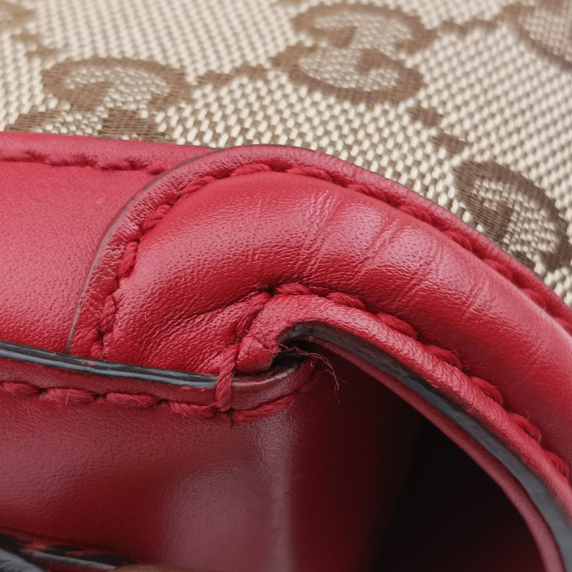 Pre-owned Gucci Lady Web khaki×red canvas×leather 383848 shoulderbag | stylenewstar