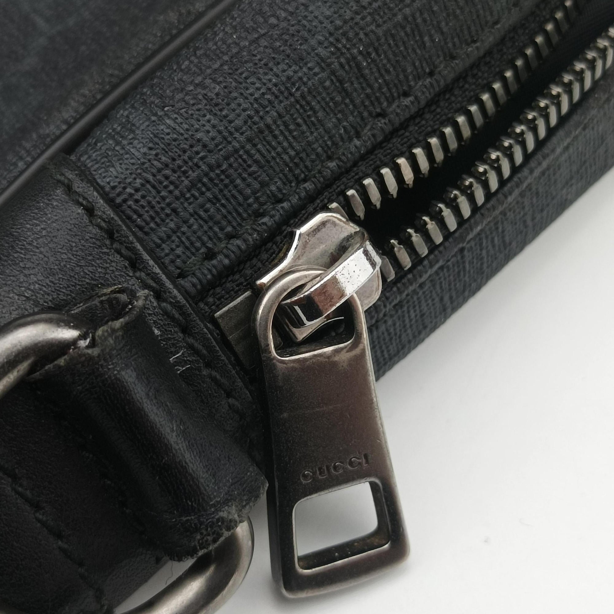Secondhand Gucci GG Plus GG Supreme Black PVC coated canvas x Leather 337081 handbag | stylenewstar