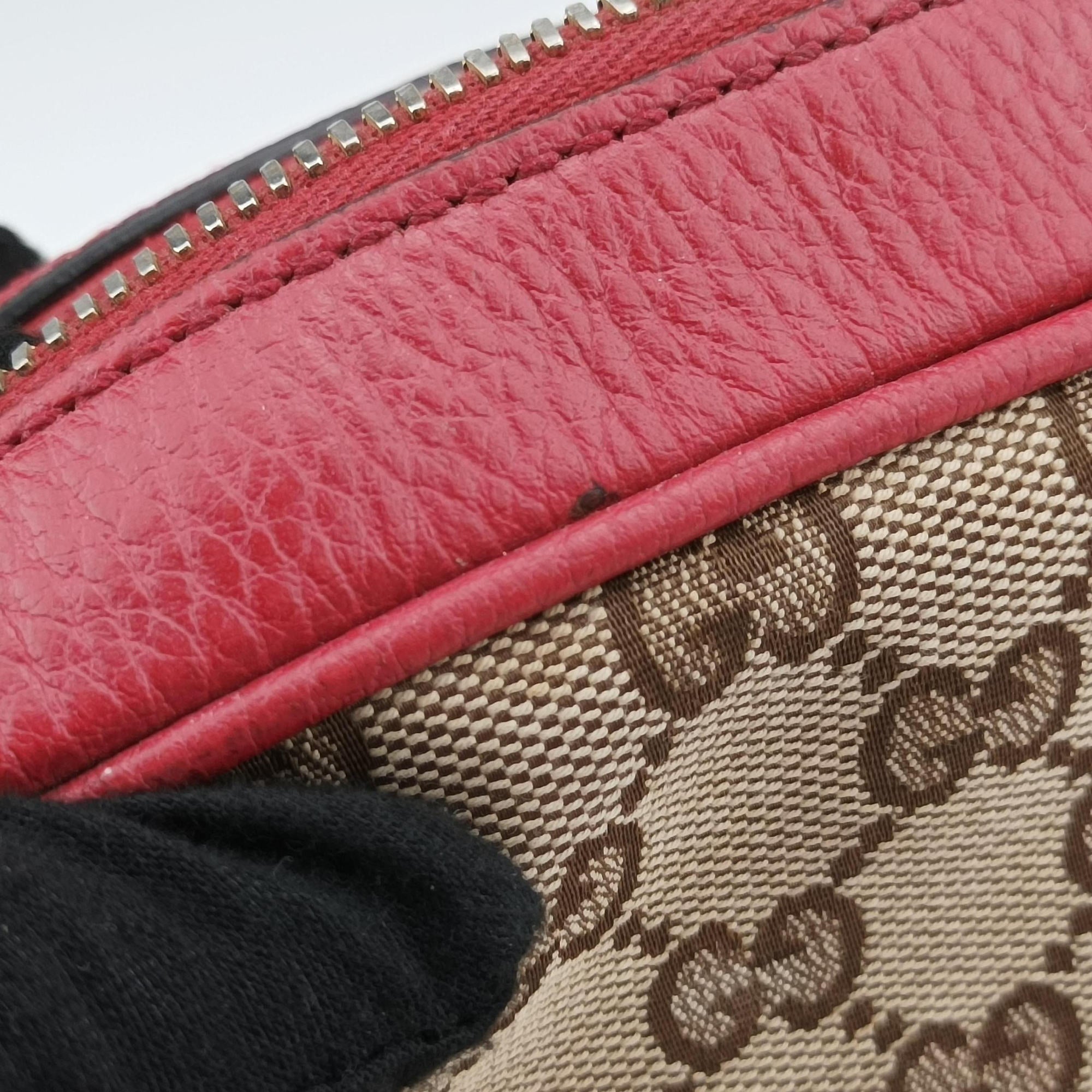 Secondhand Gucci Bree Microguccissima khaki×red canvas×leather 449413 shoulderbag | stylenewstar