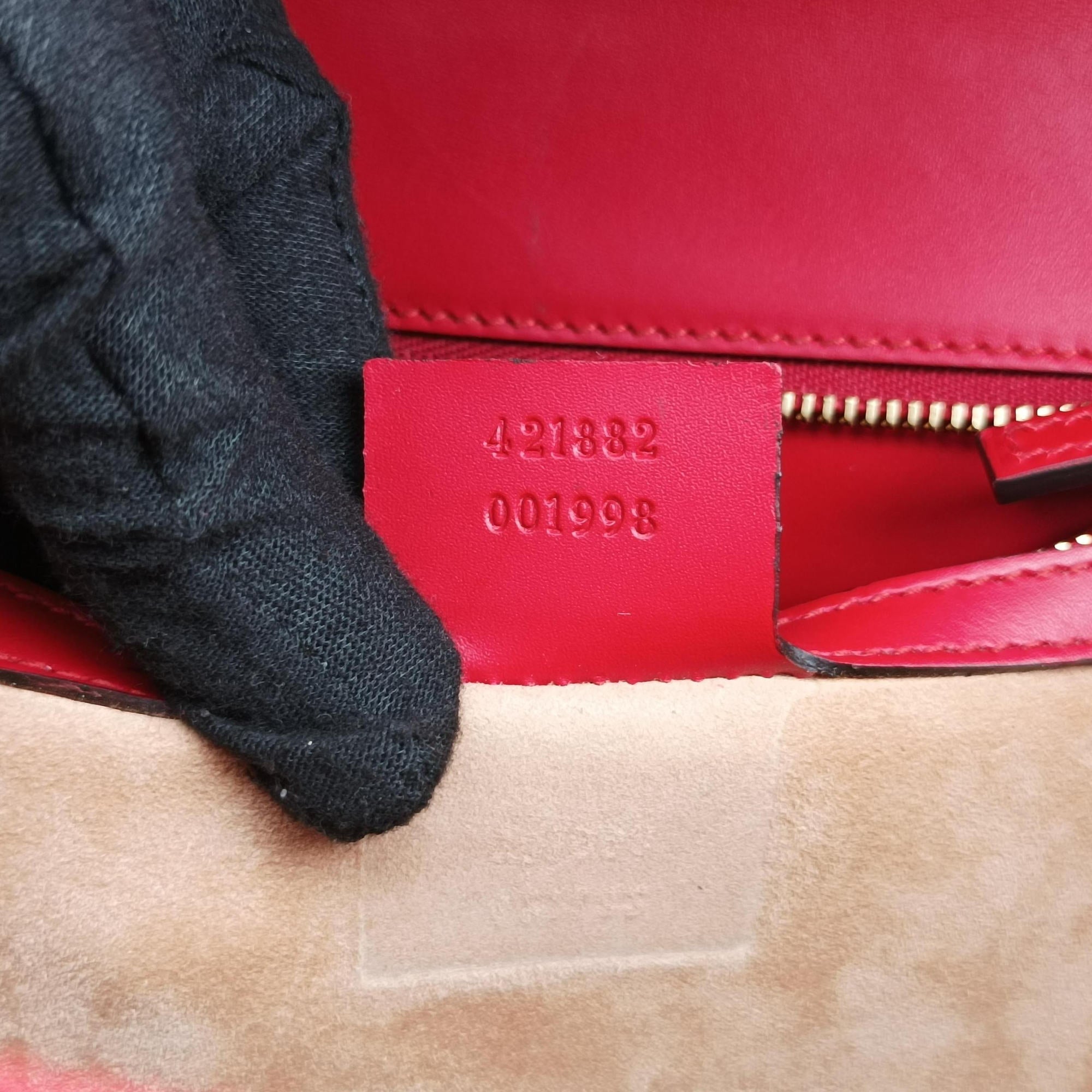 Vintage Gucci Sylvie Red×navy Leather 421882 shoulderbag | stylenewstar
