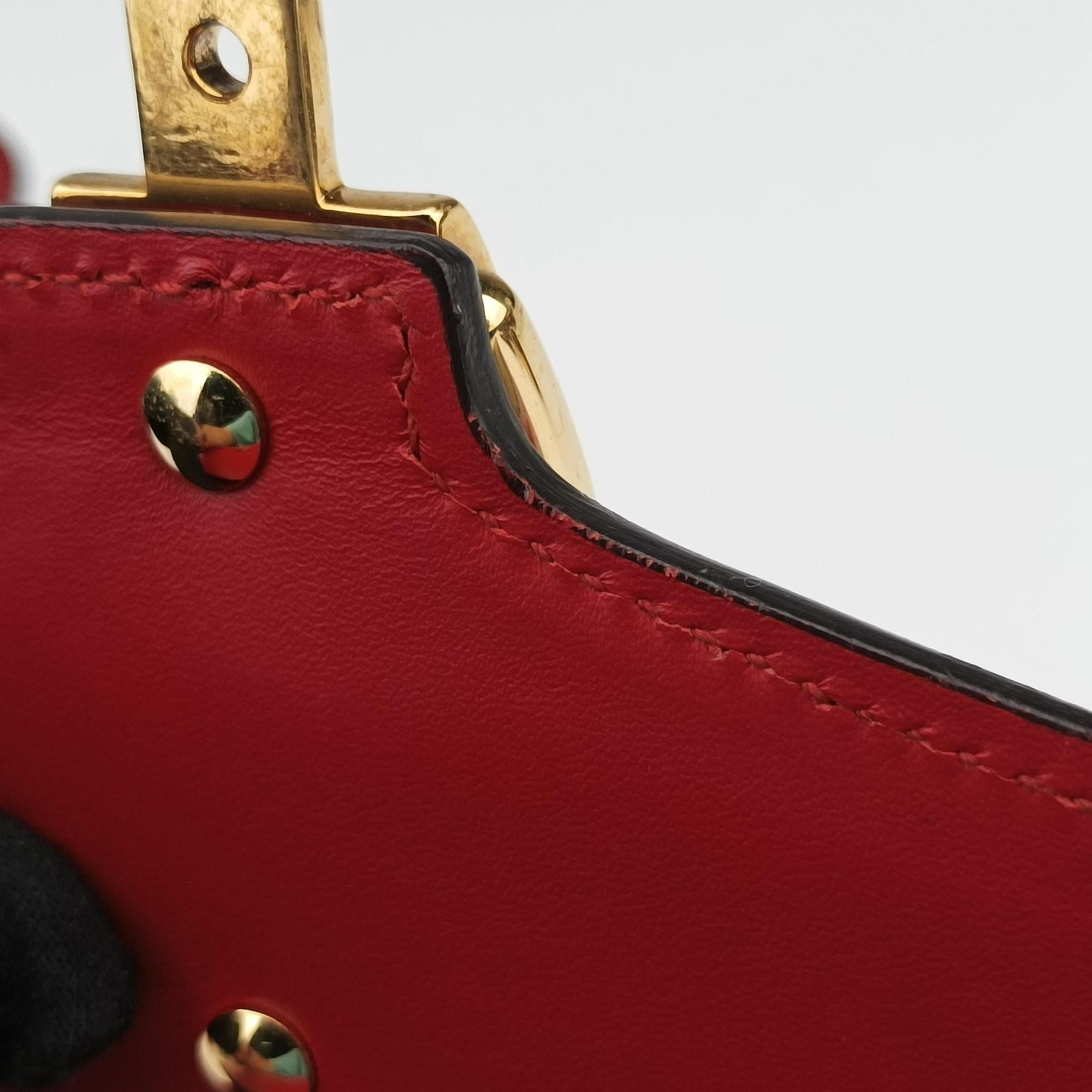 Vintage Gucci Sylvie Red×navy Leather 421882 shoulderbag | stylenewstar