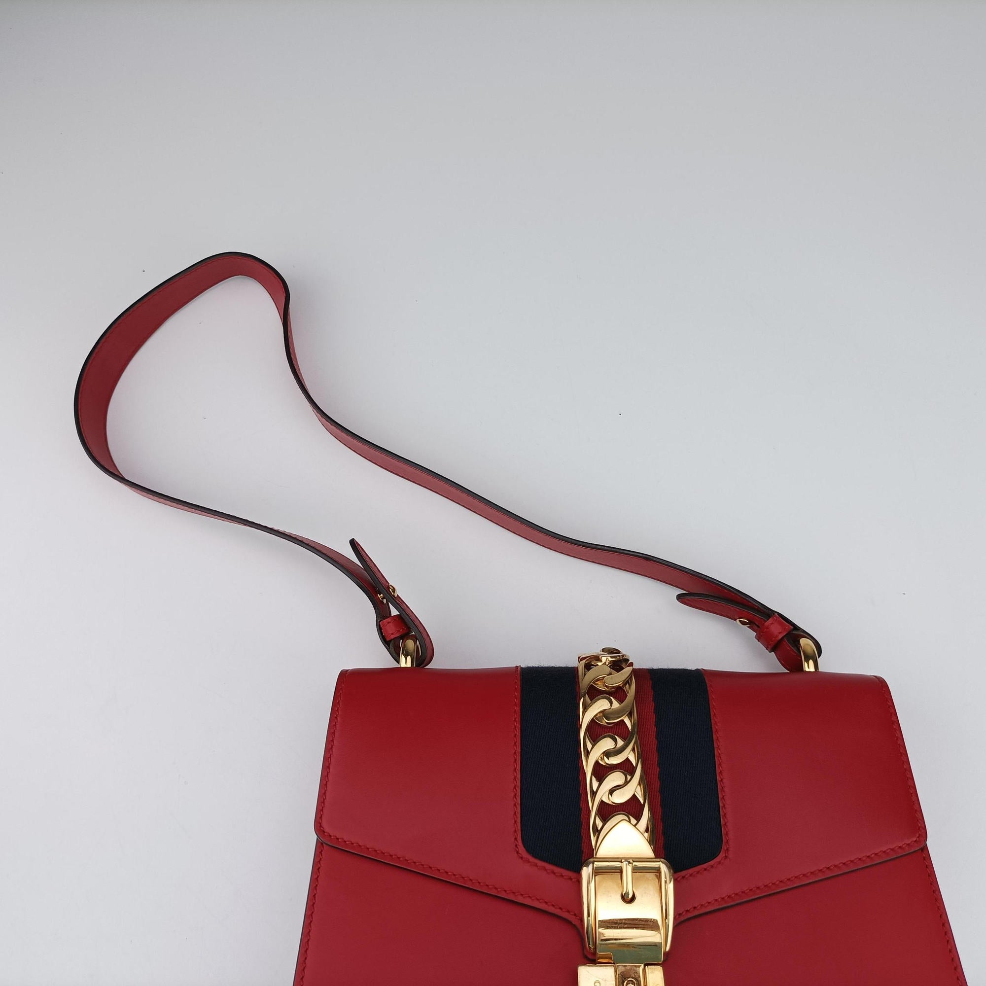 Vintage Gucci Sylvie Red×navy Leather 421882 shoulderbag | stylenewstar
