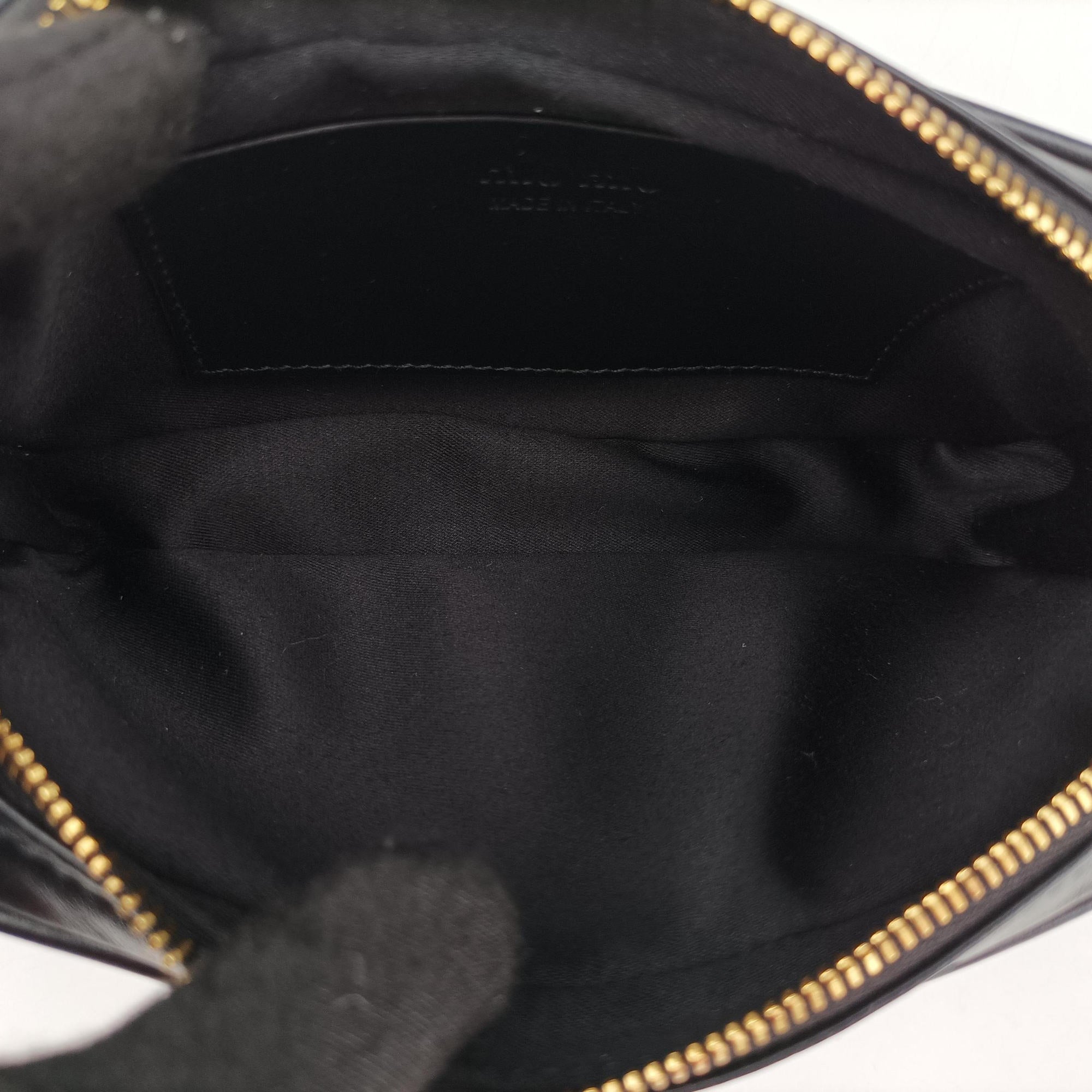 Pre-owned Miu Miu Logo belt Black leather  bum bag/waist bag | stylenewstar