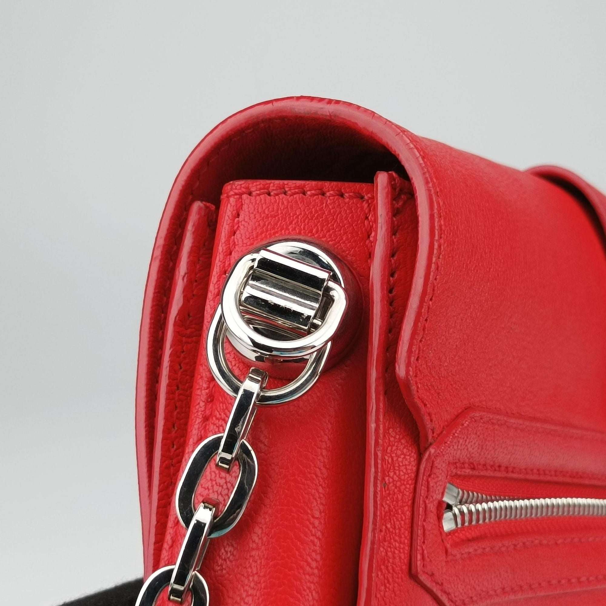 Pre-owned VERSACE Versace Borsa Stardvst Red leather  shoulderbag | stylenewstar