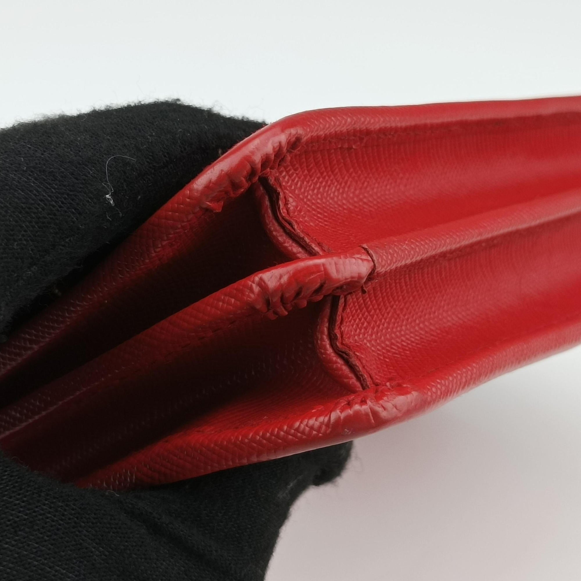 Vintage Prada Metal Wallet on Chain Cornflower Clutch Red Saffiano Leather 1MT290 shoulderbag | stylenewstar